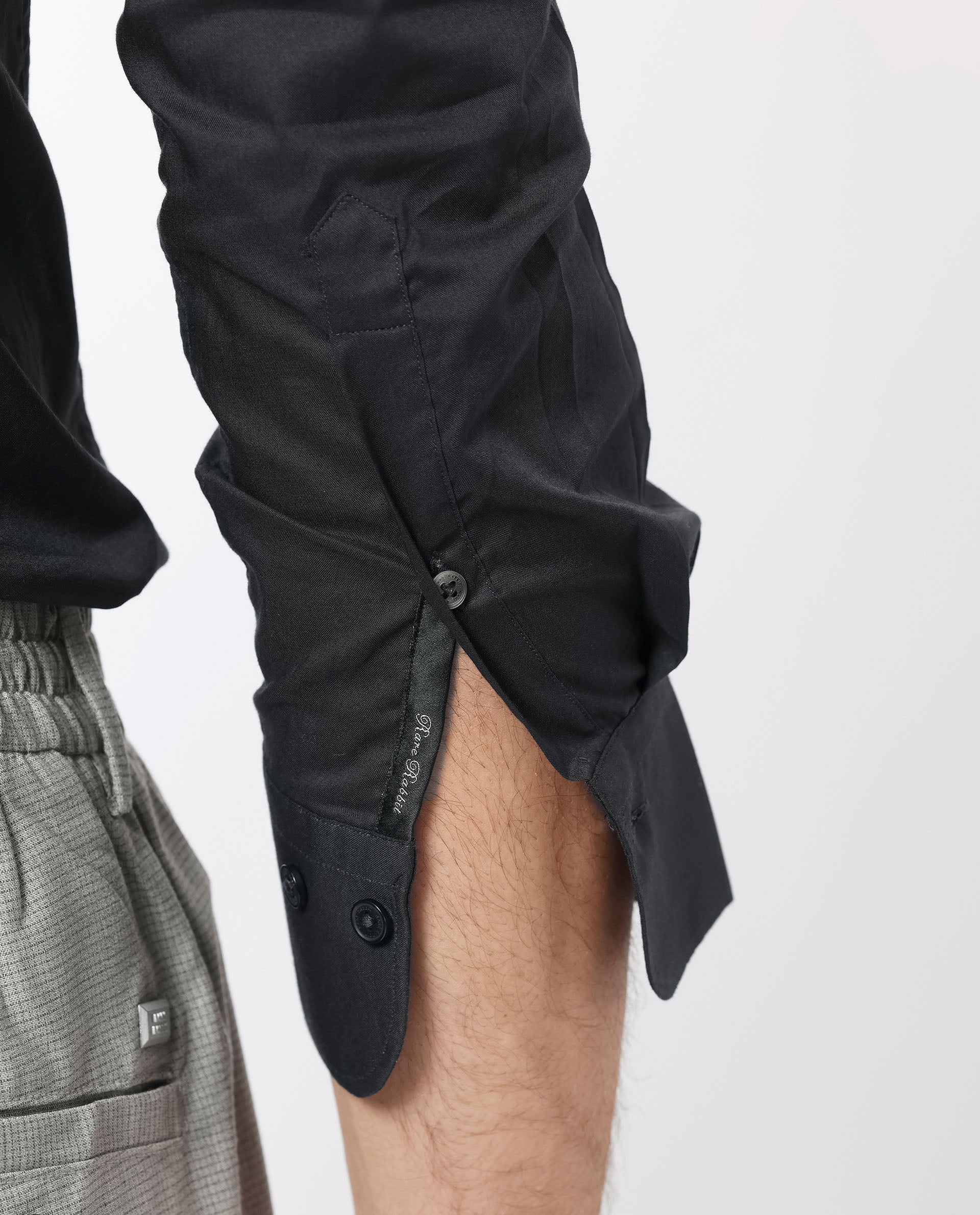 Rare Rabbit Men's Flees Black Cotton Fabric Full Sleeves Solid Shirt