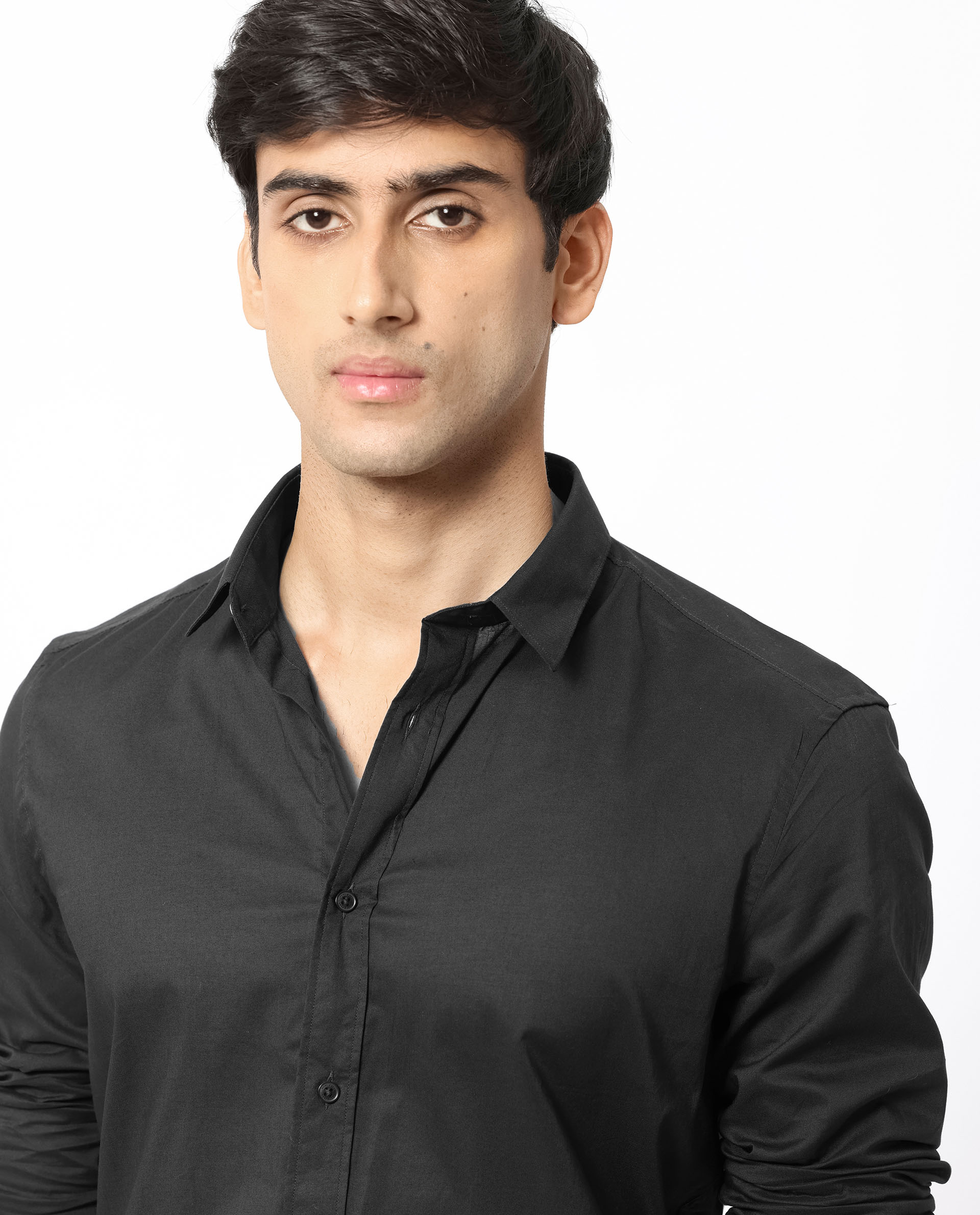 Rare Rabbit Men's Flees Black Cotton Fabric Full Sleeves Solid Shirt