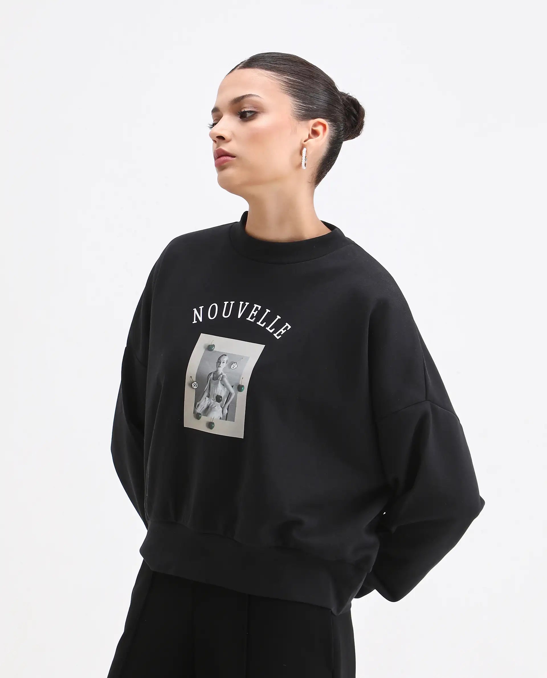 Rareism Women's Flen Black Cotton Blend Crew Neck Oversize Fit Graphic Print Sweatshirt