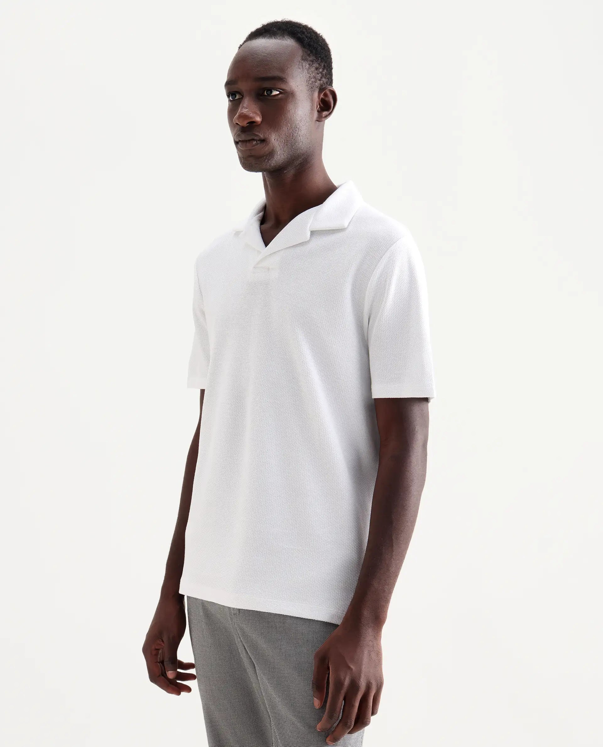 Rare Rabbit Men's Flen White Cotton Plain Regular Fit Half Sleeve Polo