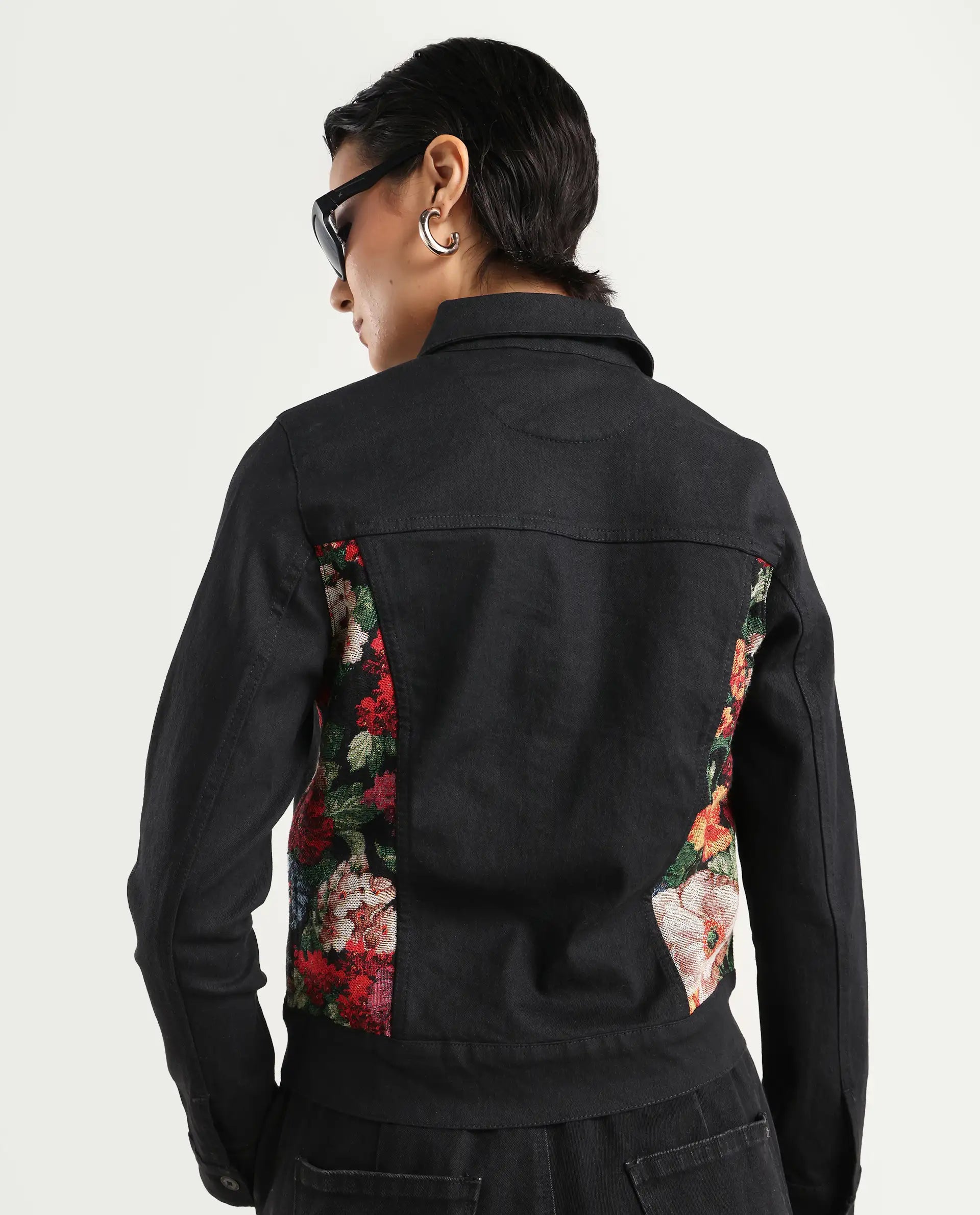 Rareism Women's Floria Black Cotton Blend Drop Collar Plain Cuffed Sleeve Regular Fit Jacket