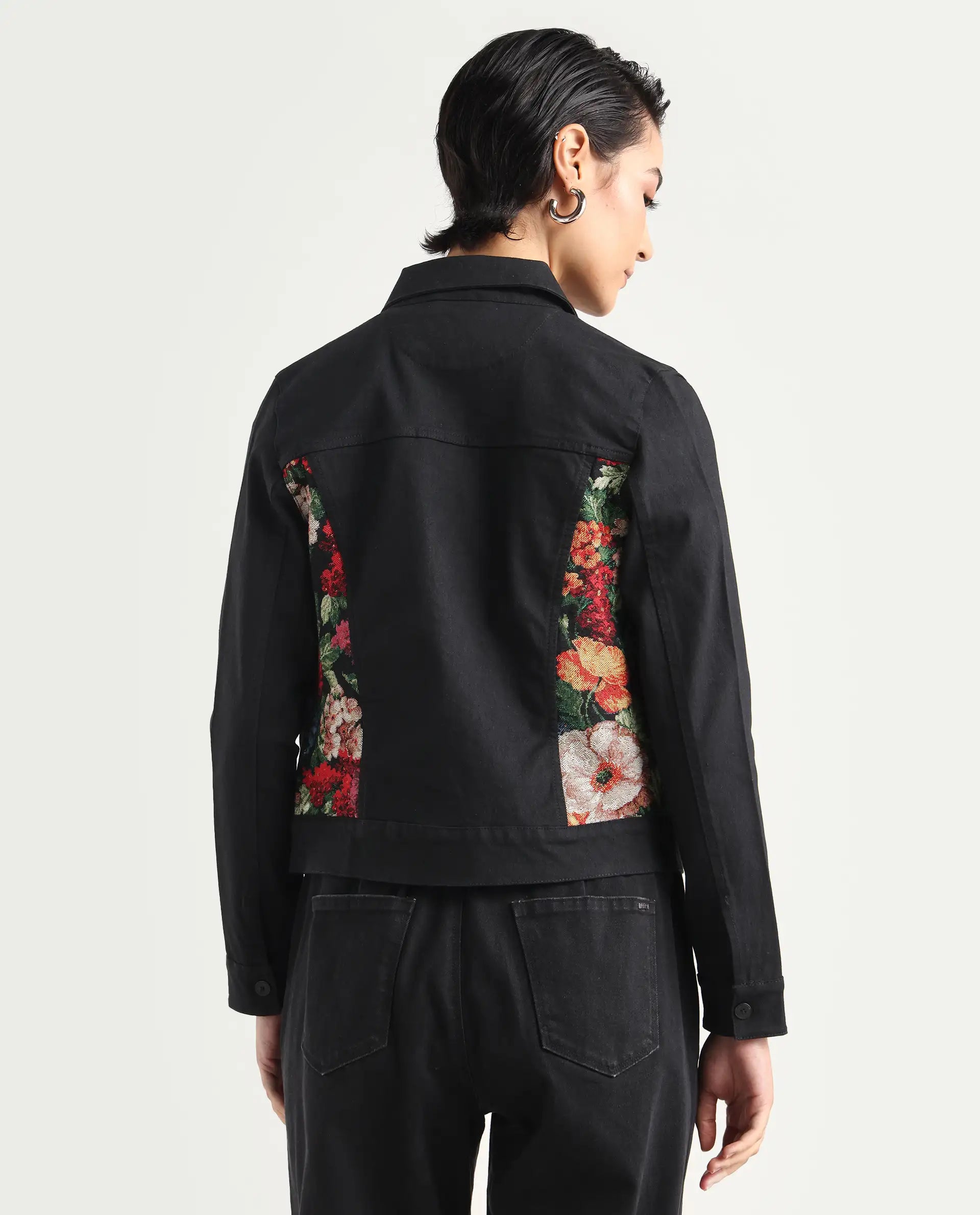 Rareism Women's Floria Black Cotton Blend Drop Collar Plain Cuffed Sleeve Regular Fit Jacket