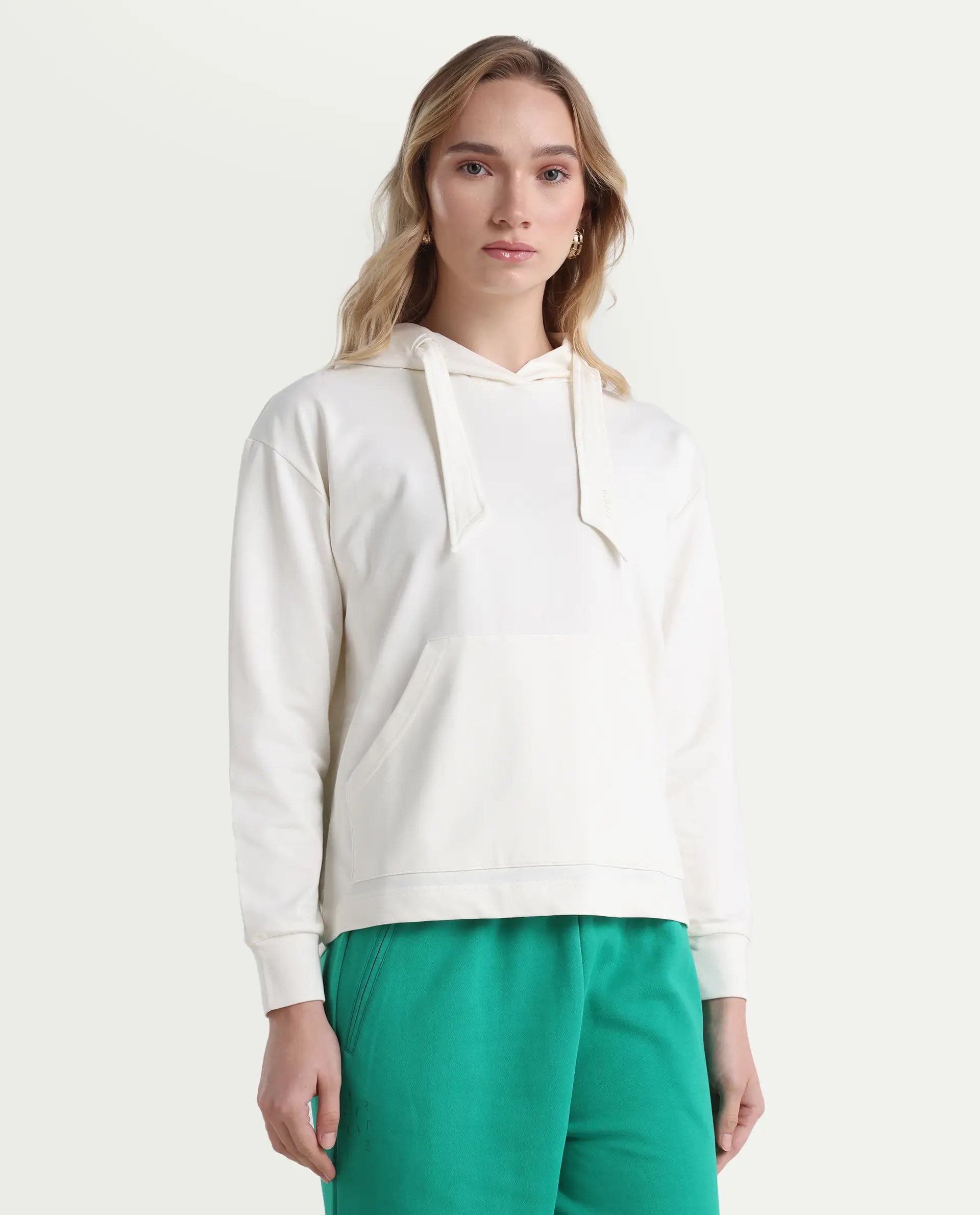 Rareism Women's Flynn Off White Cotton Blend Hooded Plain Regular Fit Sweatshirt
