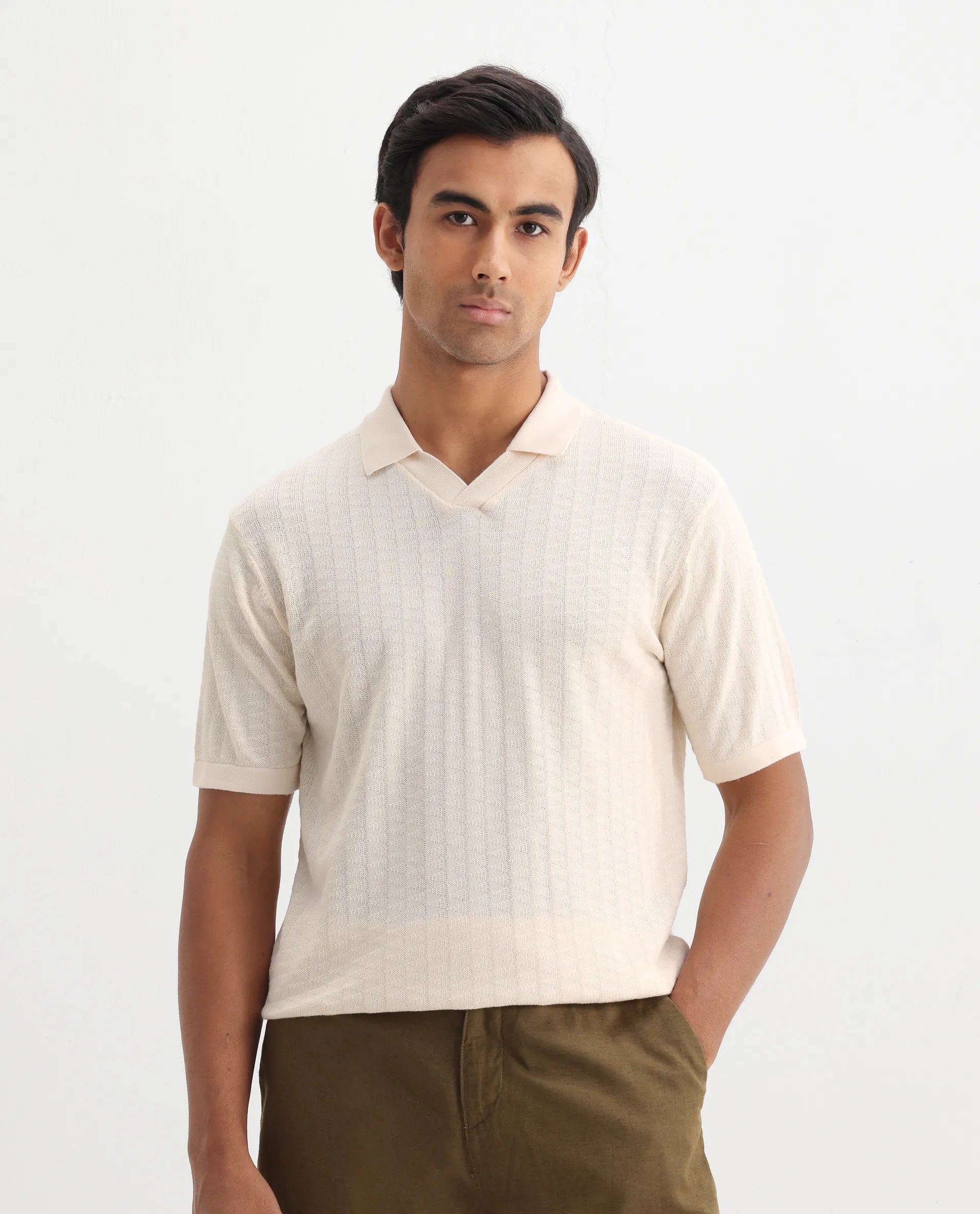 Rare Rabbit Men's Foix Off White Cotton Plain Regular Fit Half Sleeve Polo