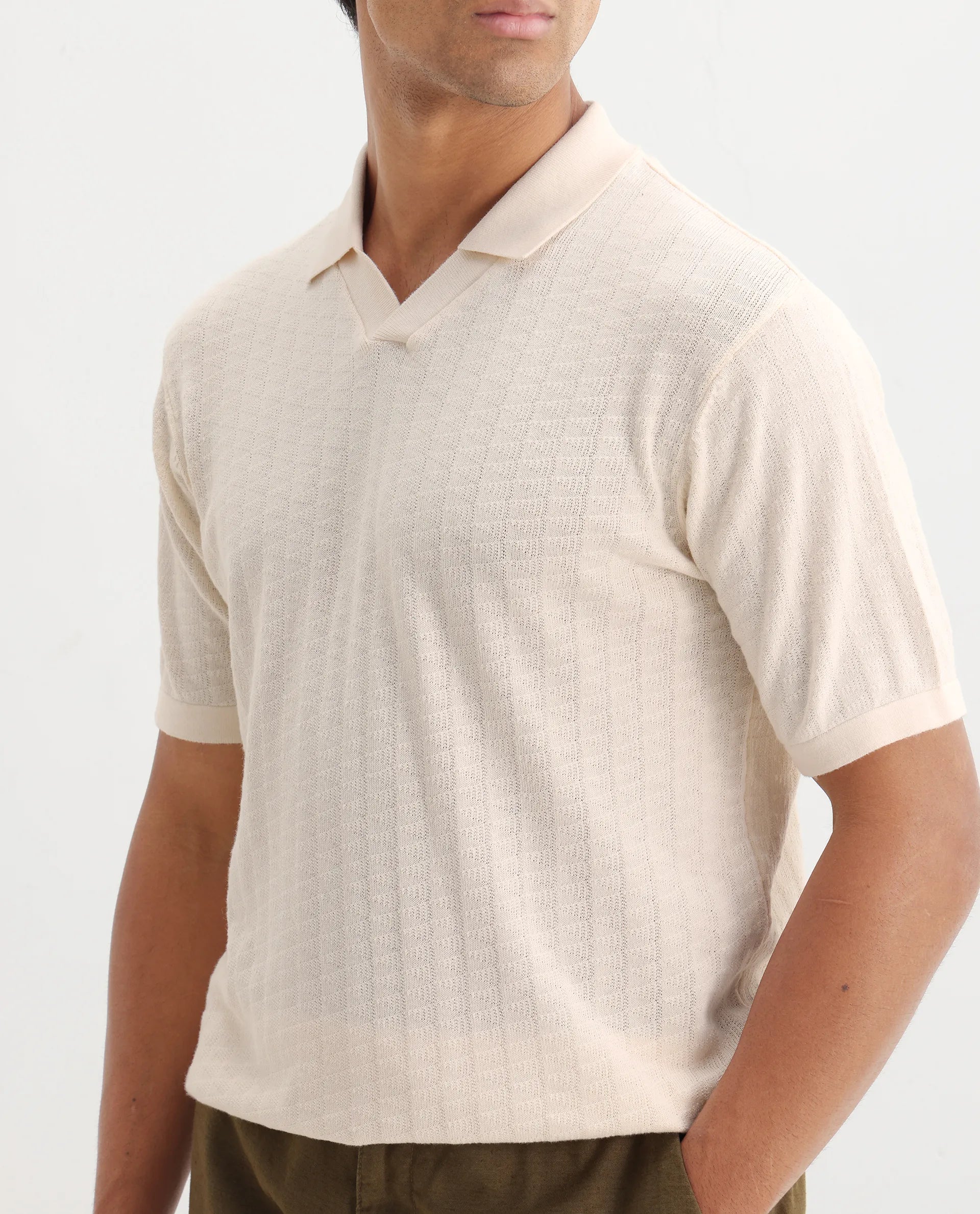 Rare Rabbit Men's Foix Off White Cotton Plain Regular Fit Half Sleeve Polo