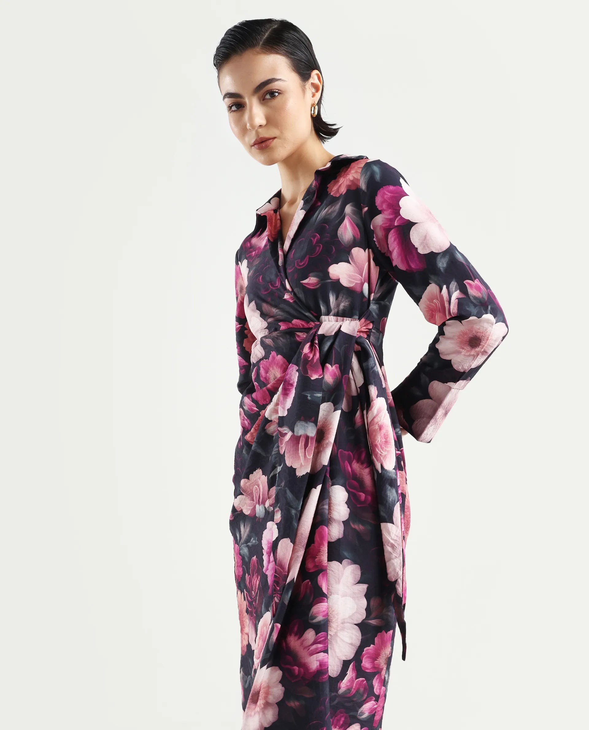 Rareism Women's Frastio Black Viscose Blend Drop Collar Floral Print Extended Sleeves Maxi Straight Fit Dress