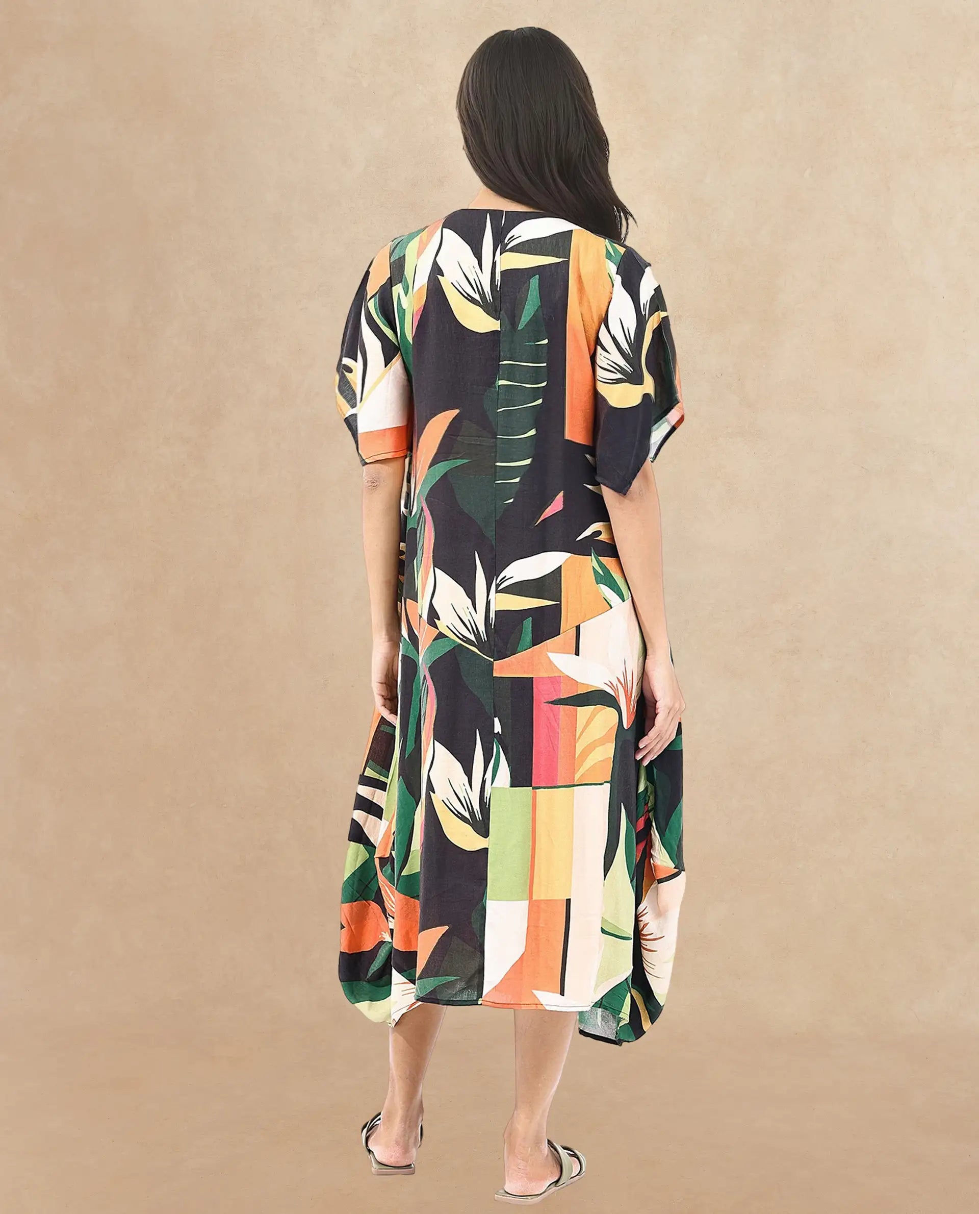 Rareism Women Gesto Multi 3/4Th Sleeve V-Neck Balloon Fit Abstract Print Midi Dress