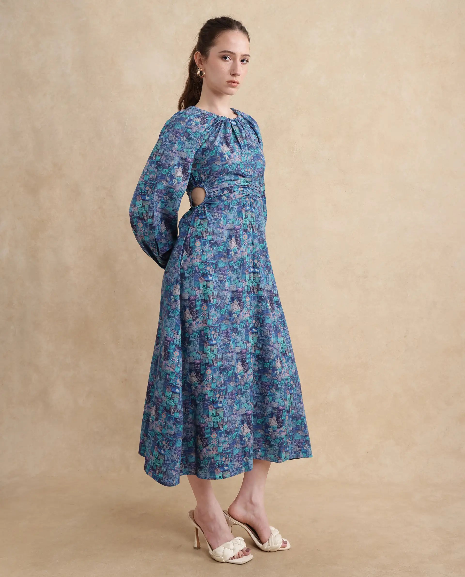 Rareism Women Gilf Blue Maxi Round Neck A-Line Maxi Object Print Dress