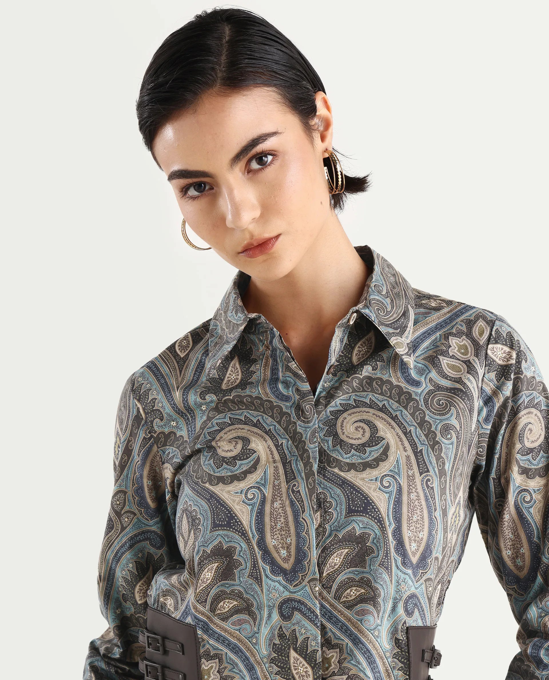Rareism Women's Gister Multi Cotton Drop Collar Paisley Print Cuffed Sleeve Crop Regular Fit Shirt