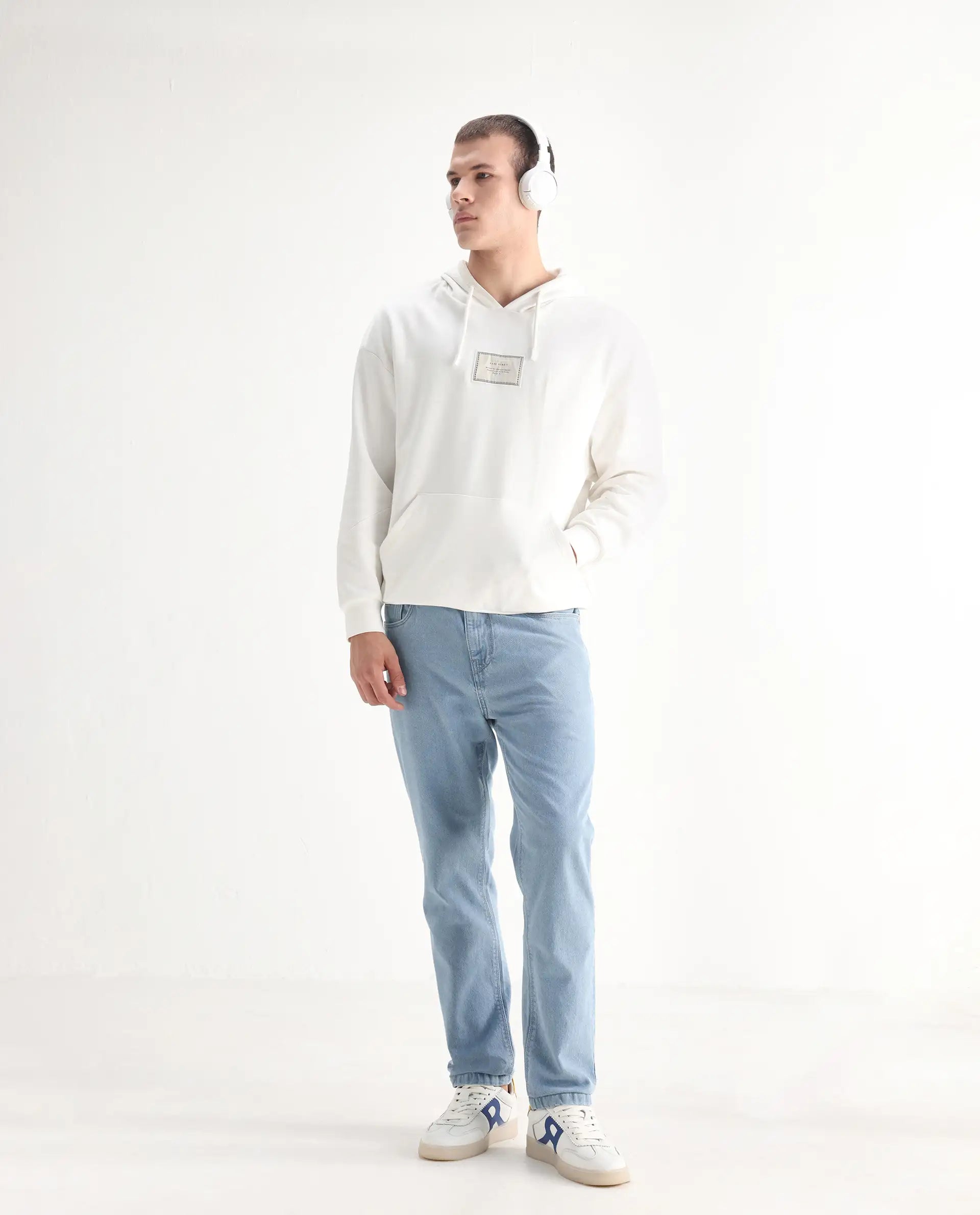 Rare Rabbit Men's Gleb Light Blue Cotton Plain Kurt Carrot Fit Jeans