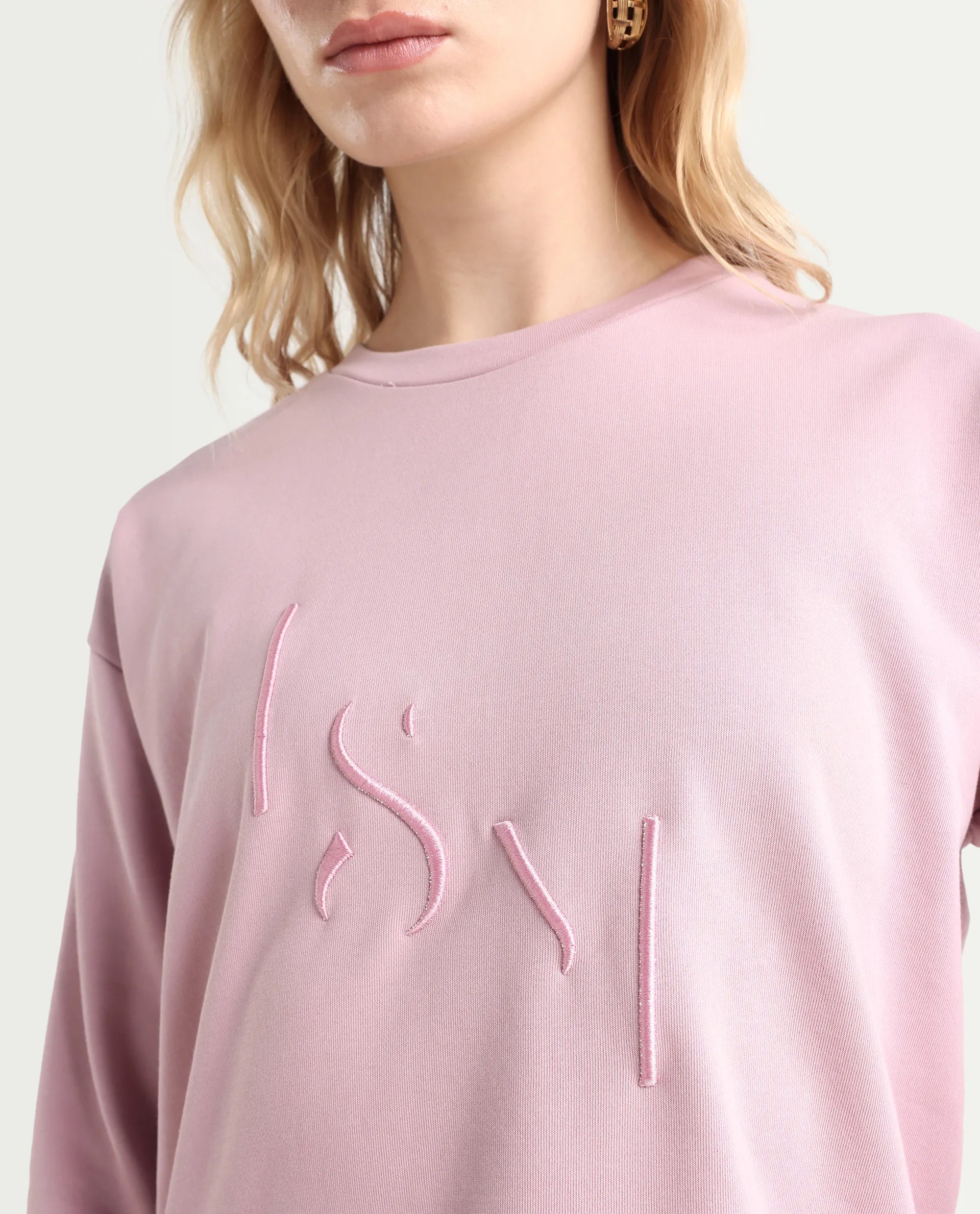 Rareism Women's Goldberg Dusky Pink Polyester Blend Crew Neck Embroidered Regular Fit Sweatshirt