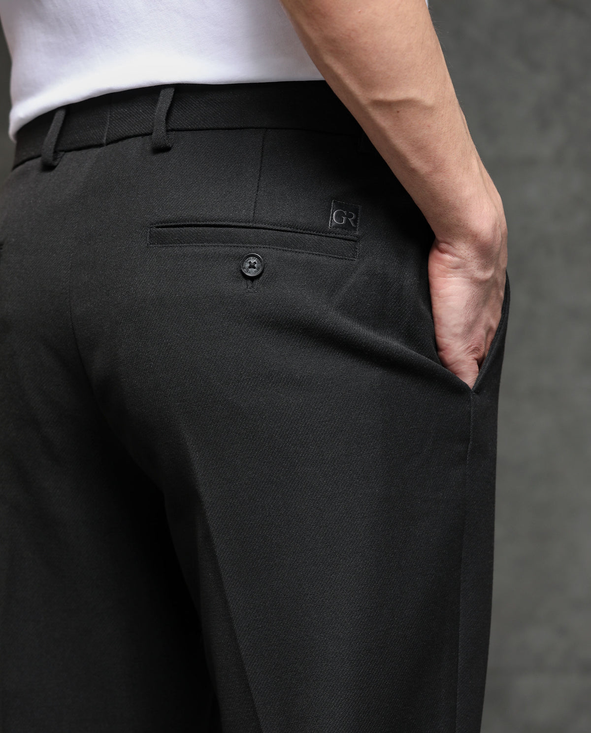 Rare Rabbit Men's Hamlet Black Solid Mid-Rise Regular Fit Premium Trouser
