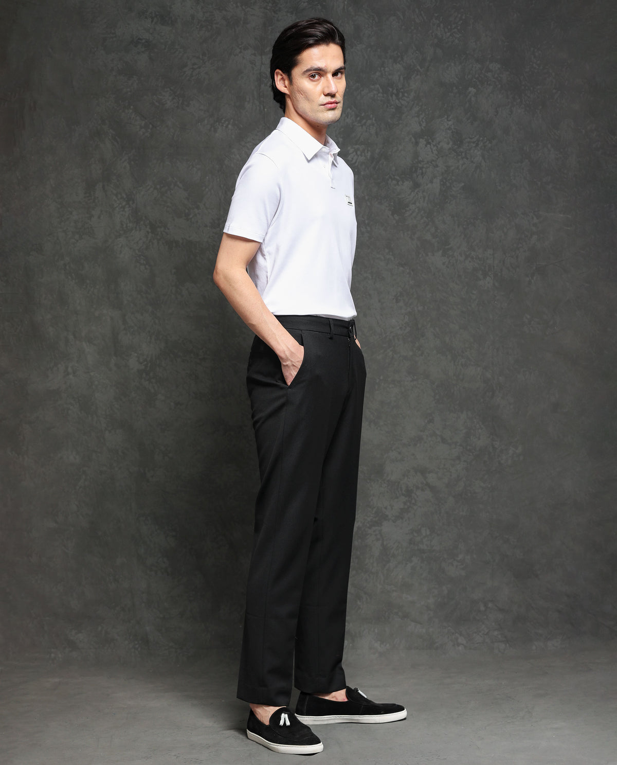 Rare Rabbit Men's Hamlet Black Solid Mid-Rise Regular Fit Premium Trouser