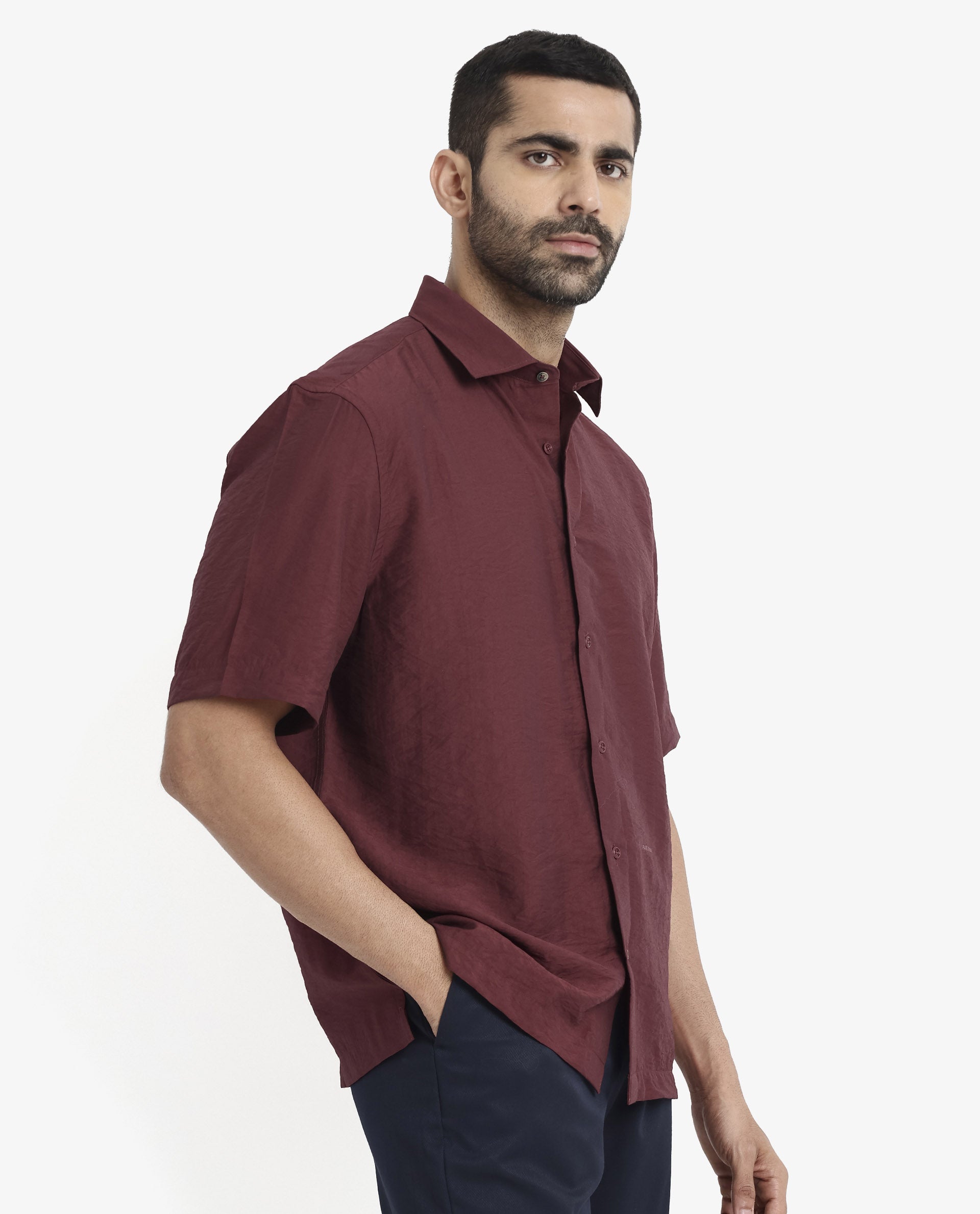 Rare Rabbit Men Blois Maroon Viscose Nylon Fabric Short Sleeve Slim Fit Plain Shirt