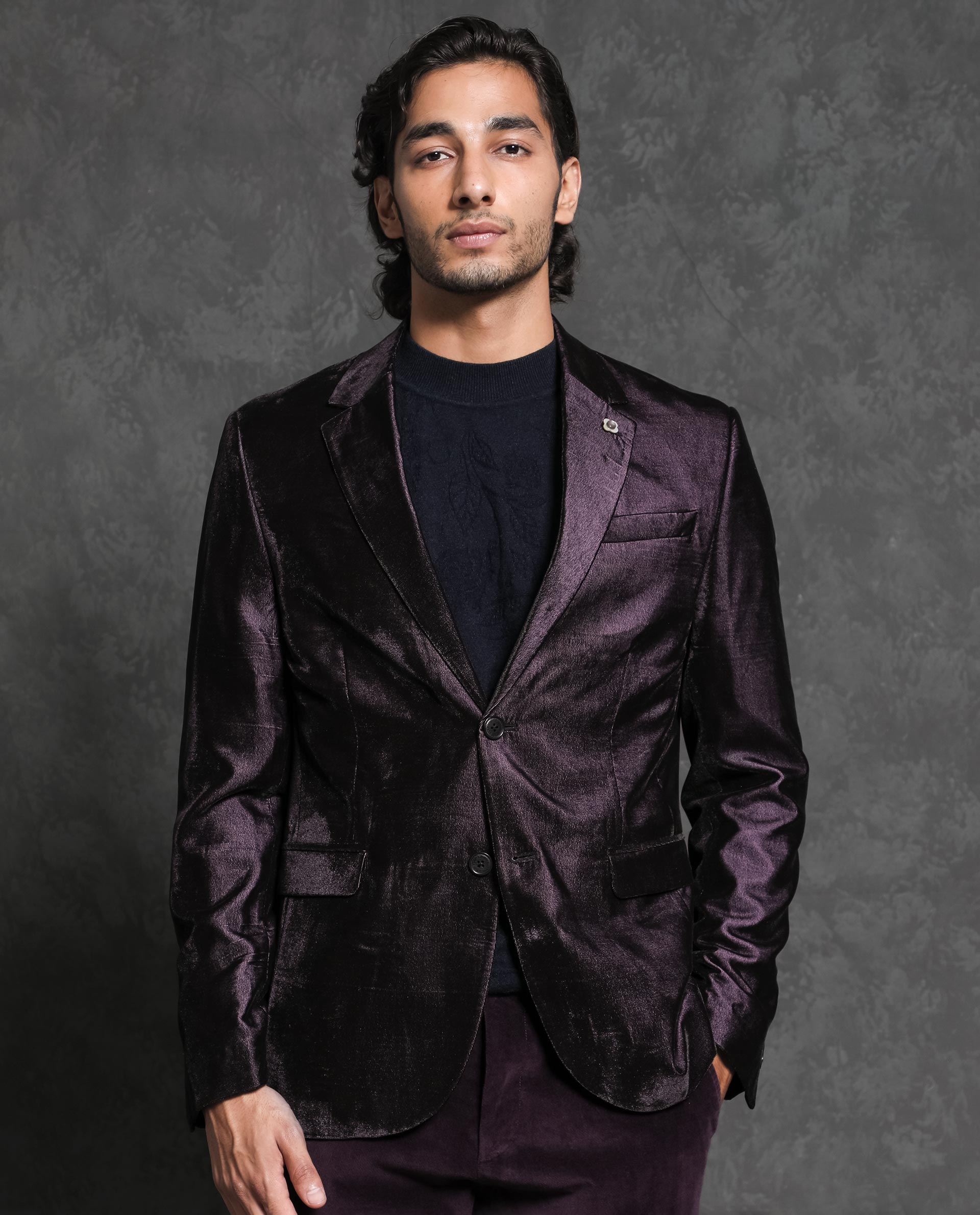 Rare Rabbit Men's Velter Light Purple Velvet Plain Tailored Fit Full Sleeve Lapel Neck Blazer