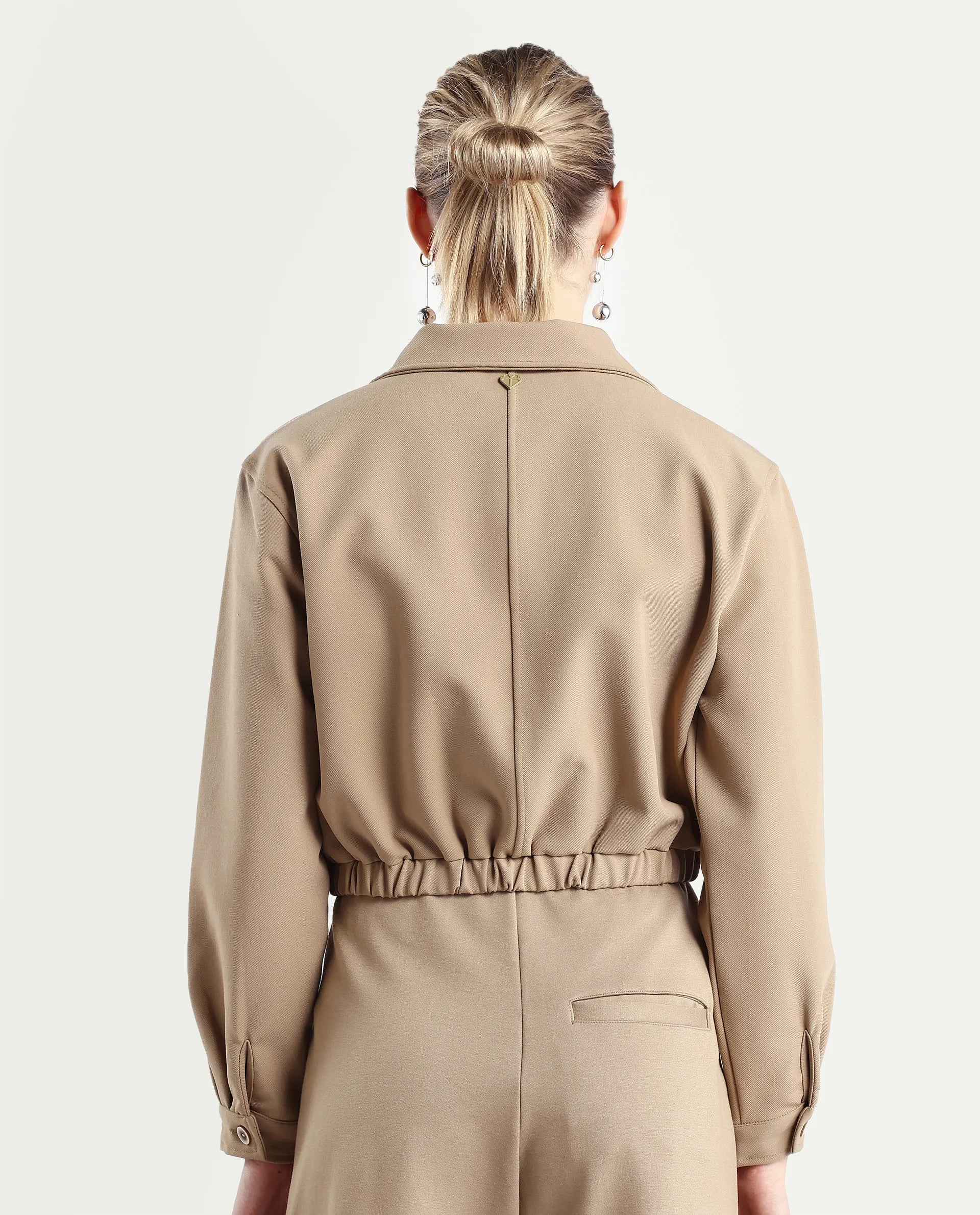 Rareism Women's Hobart Beige Spread Collar Plain Cuffed Sleeve Crop Regular Fit Jacket