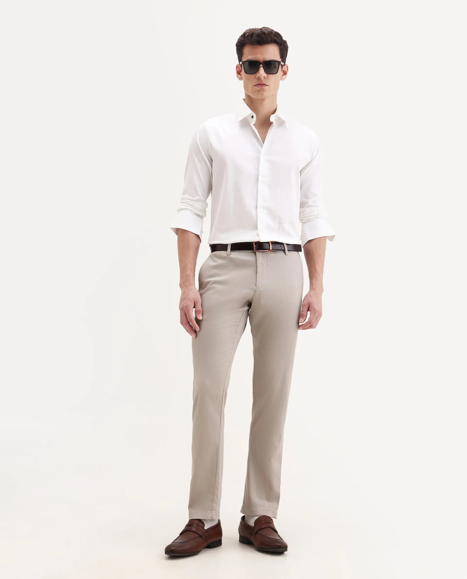 Rare Rabbit Men's Holla-25 White Cotton Blend Plain Regular Fit Full Sleeve Collared Shirt