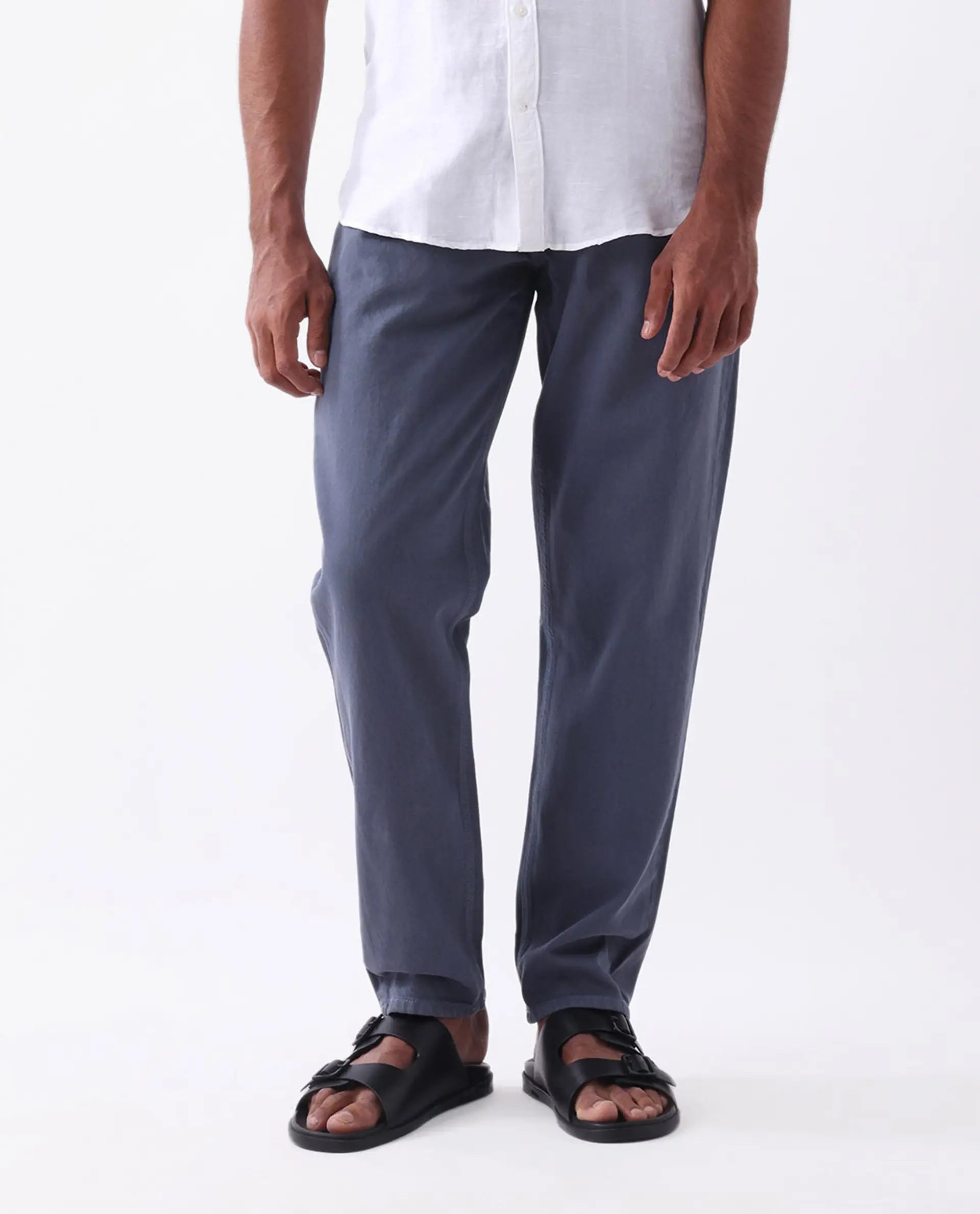 Rare Rabbit Men's Arvi Blue Cotton Plain Dond Carrot Fit Jeans