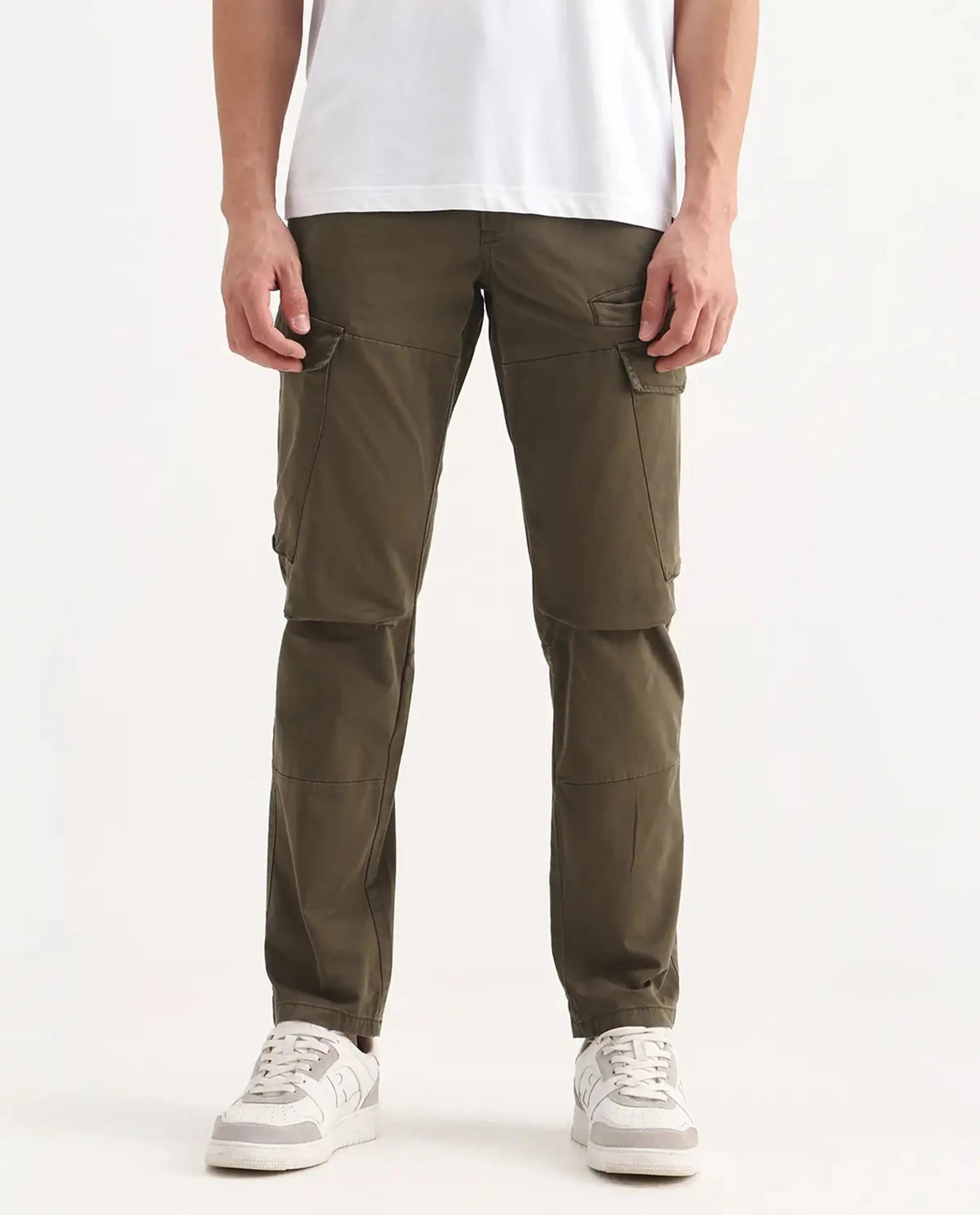 Rare Rabbit Men's Ceder-1 Olive Cotton Blend Plain Regular Fit Trouser