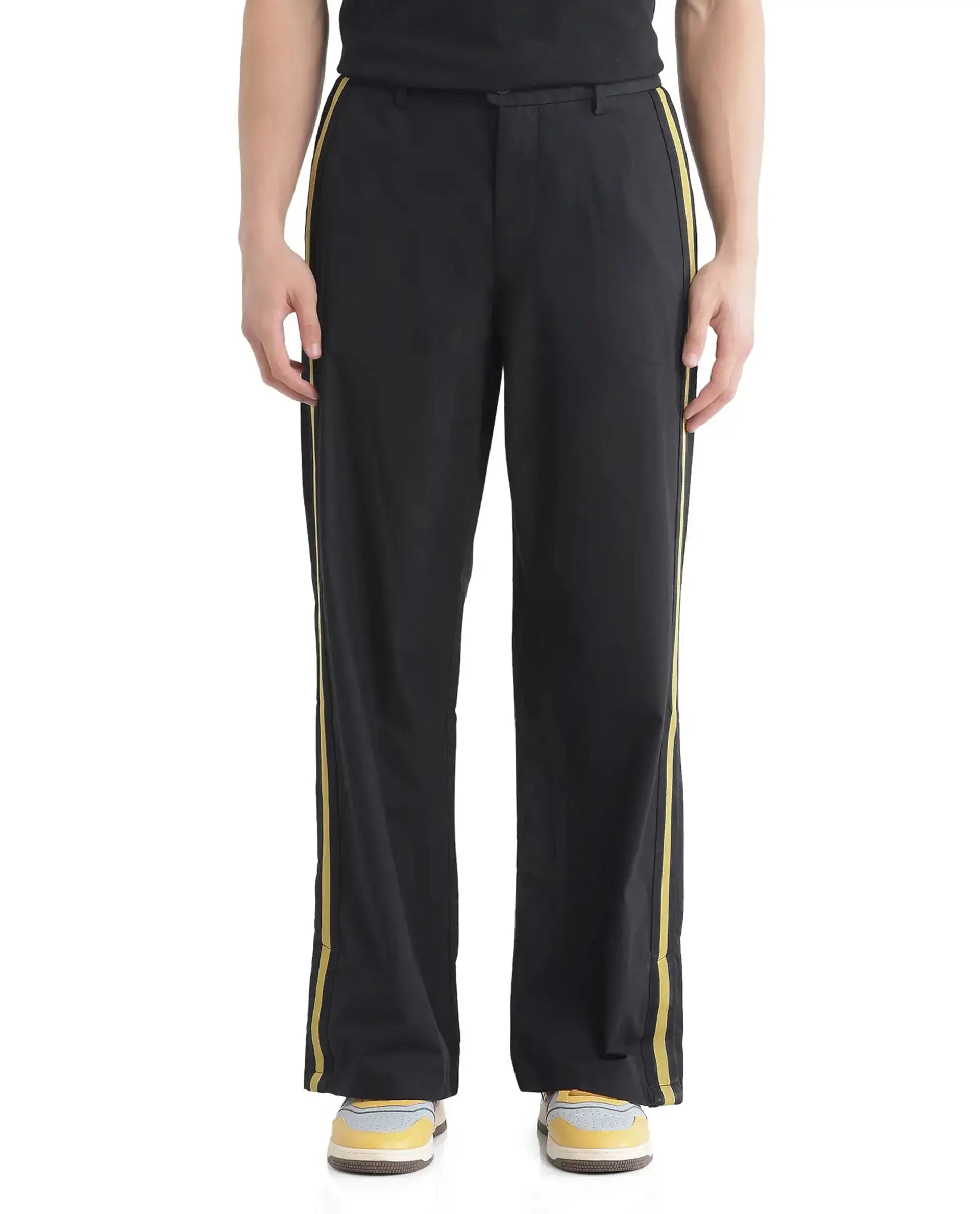 Rare Rabbit Men's Newnon Black Cotton Plain Baggy Fit Track Pant