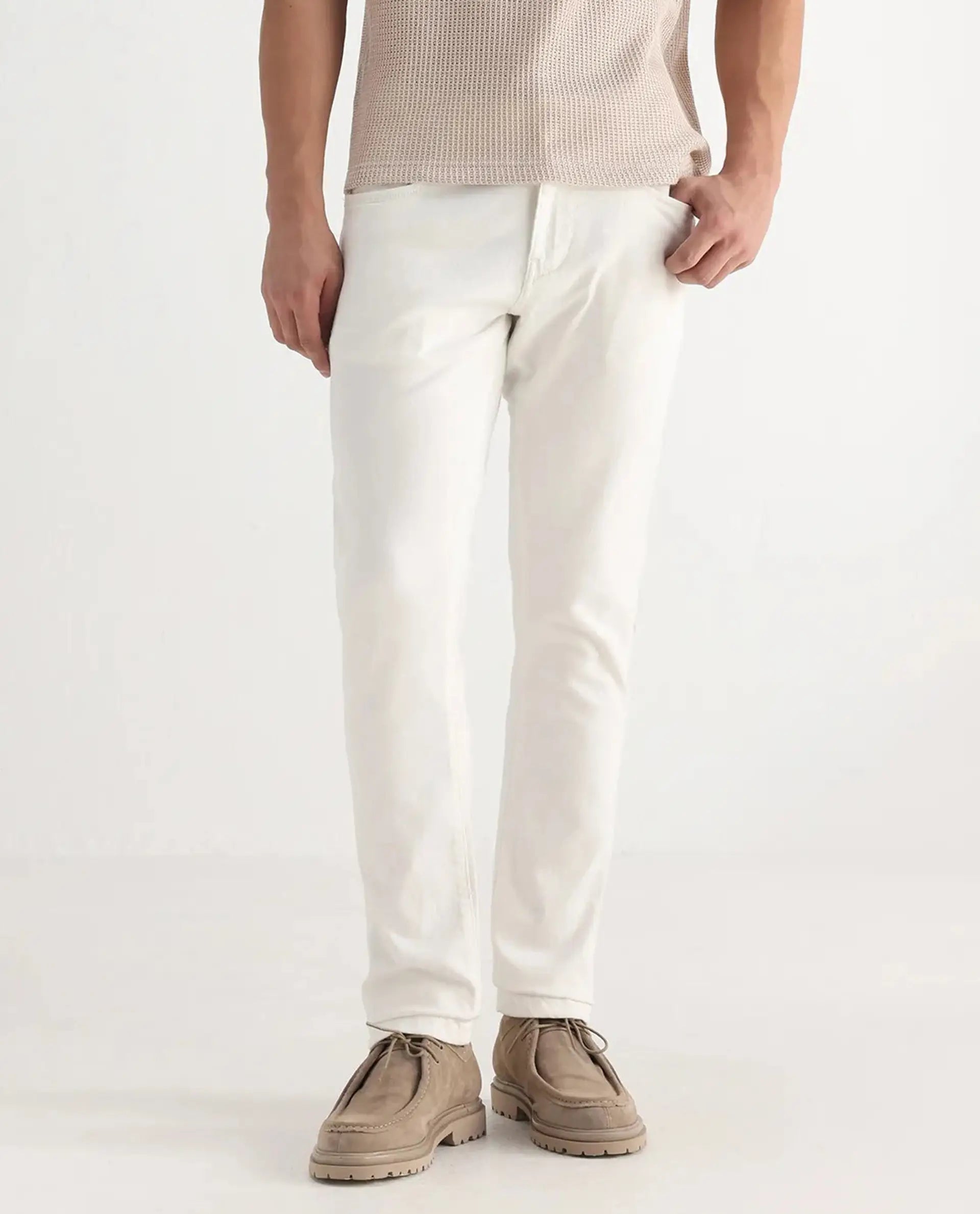 Rare Rabbit Men's Safi White Cotton Blend Plain Hawk Slim Fit Jeans