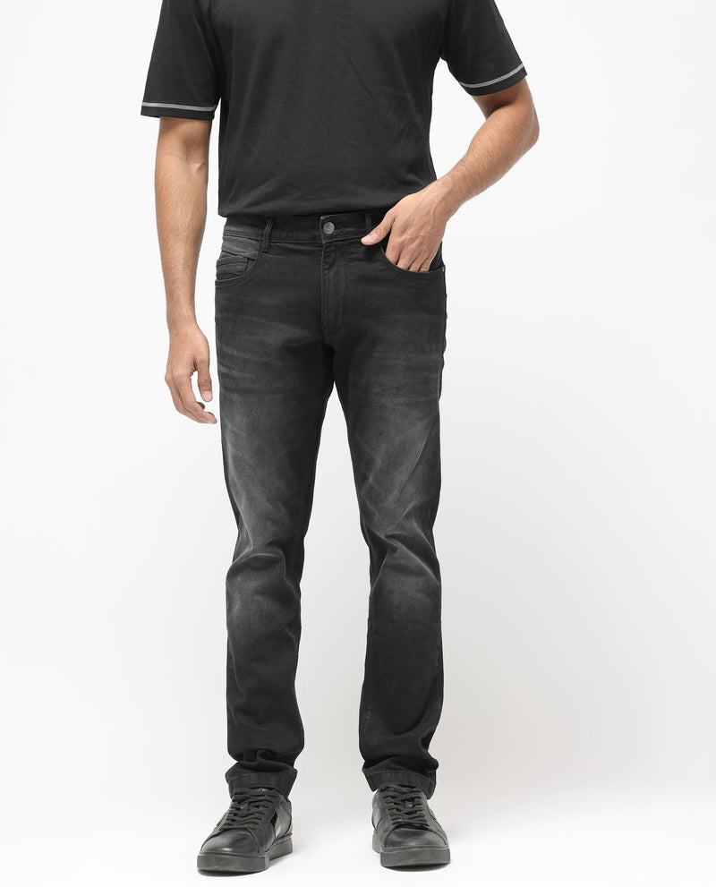 SLIM FIT MID-RISE JEANS WITH WHISKERS