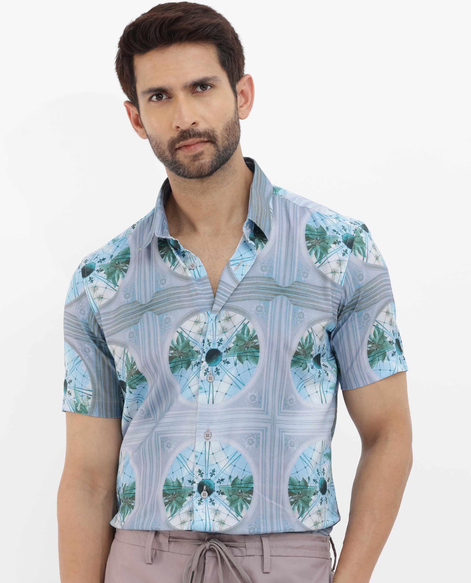 Rare Rabbit Mens Idris Pastel Purple Short Sleeve Tropical Print Shirt