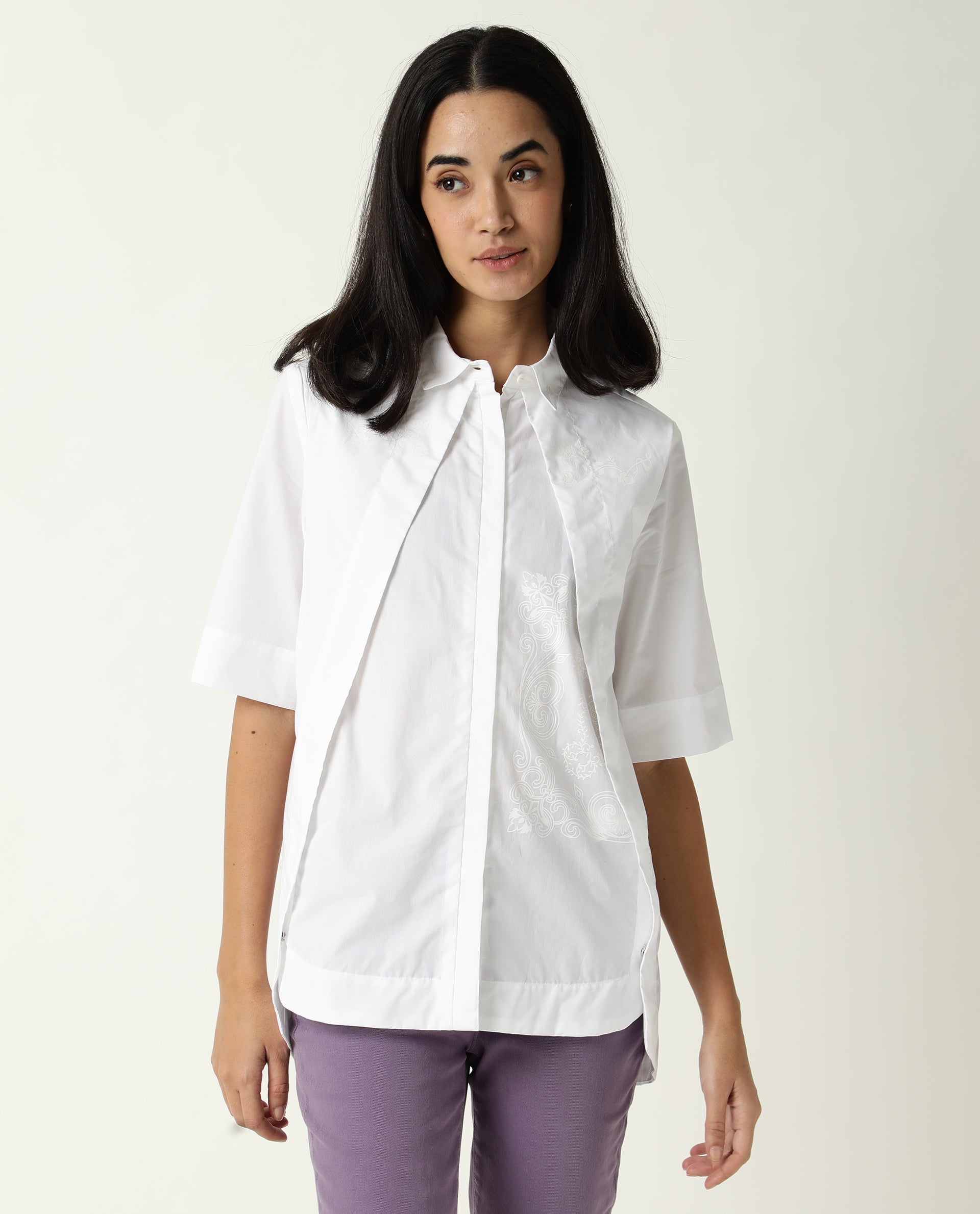 Rareism Women Flick White Cotton Fabric Regular Fit Shirt Collar Half Sleeves Solid Top