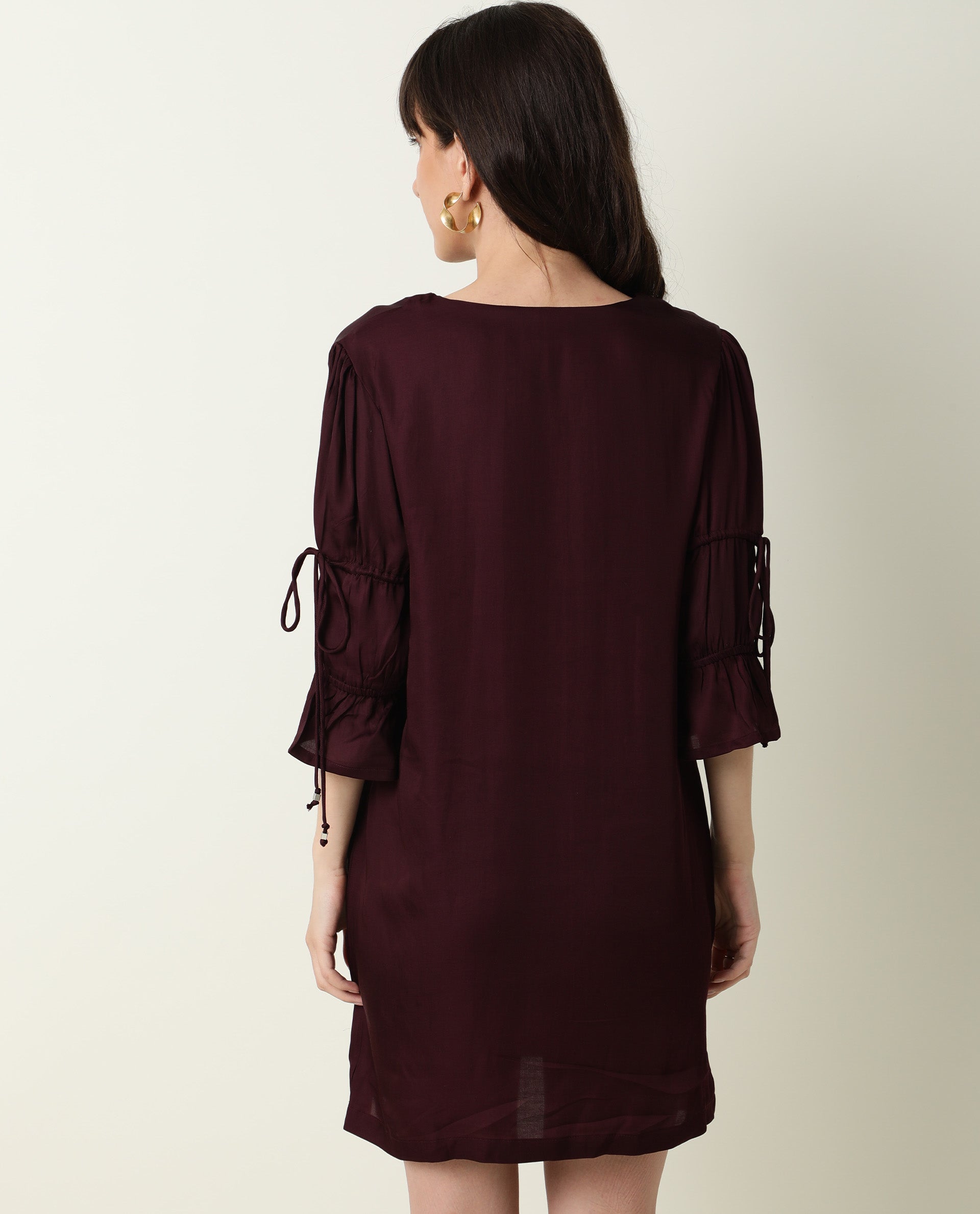 Rareism Women Jamm Maroon V Neck 3/4 Sleeves With Tie Up Mini Dress