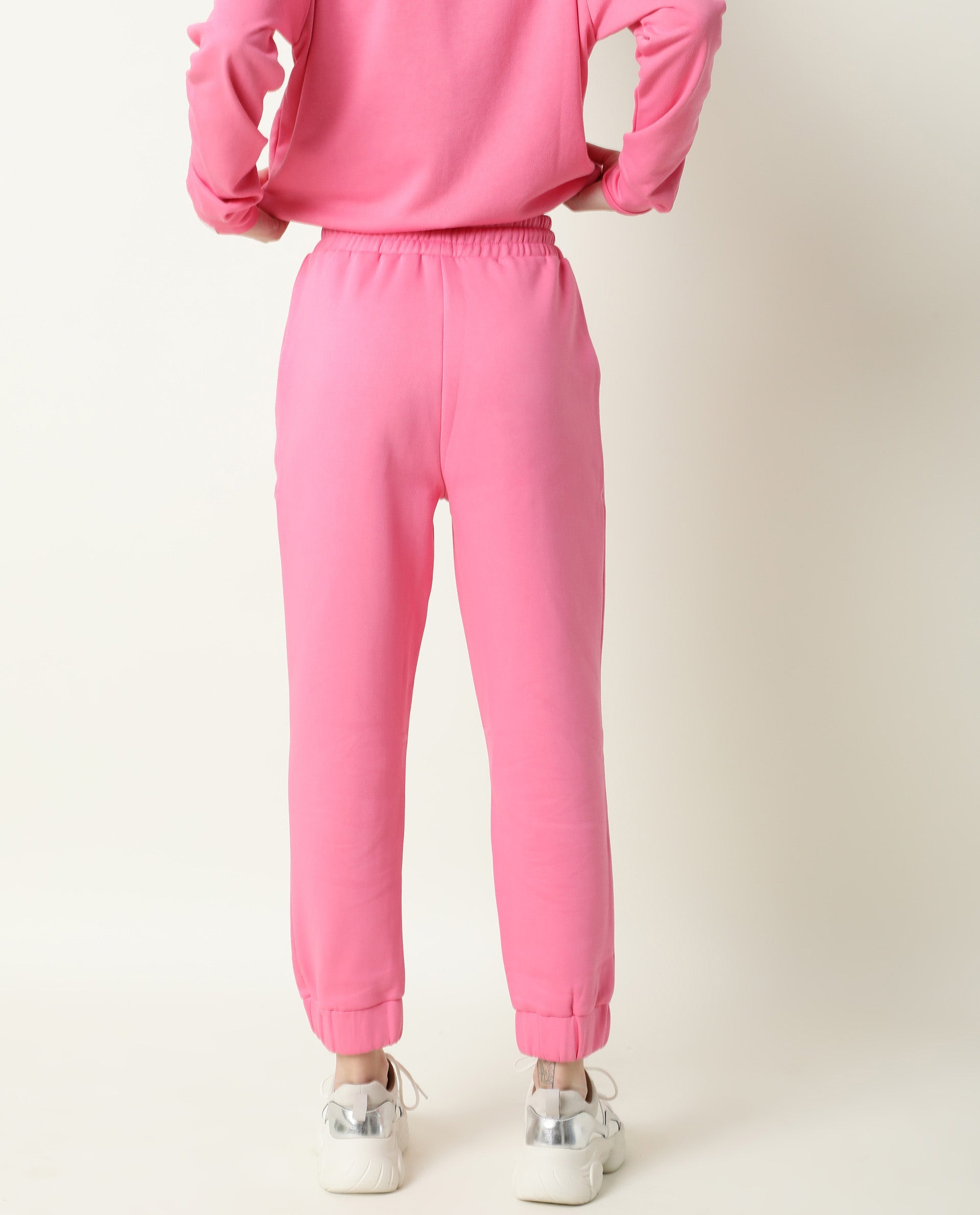 Rareism Women Neo-1 Pink Poly Cotton Fabric Tailored Fit Solid Mid Rise Ankle Length Track Pant