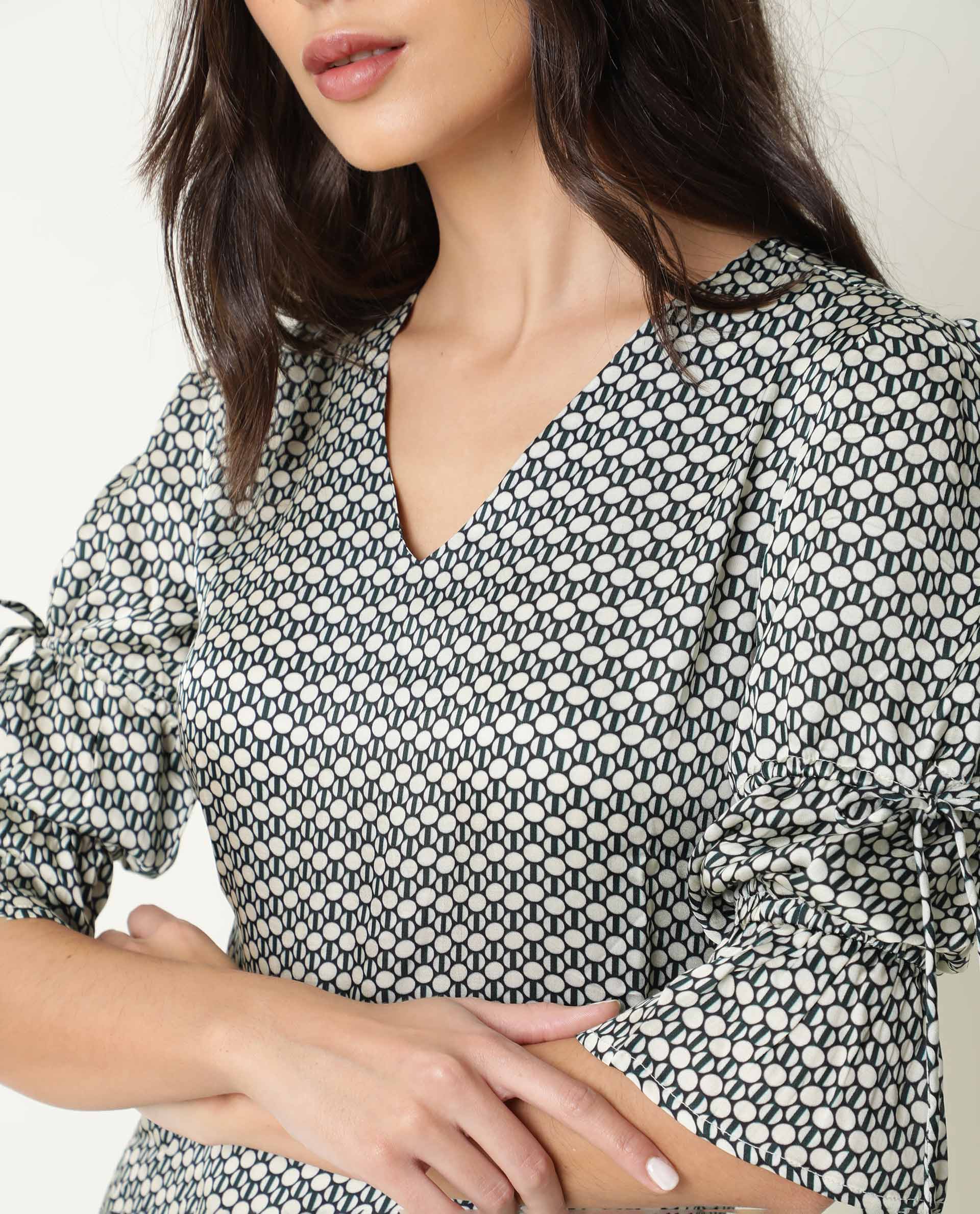 Rareism Women Cecilia Beige Geometric Print V Neck Short Sleeves With Drawstring Mini Dress