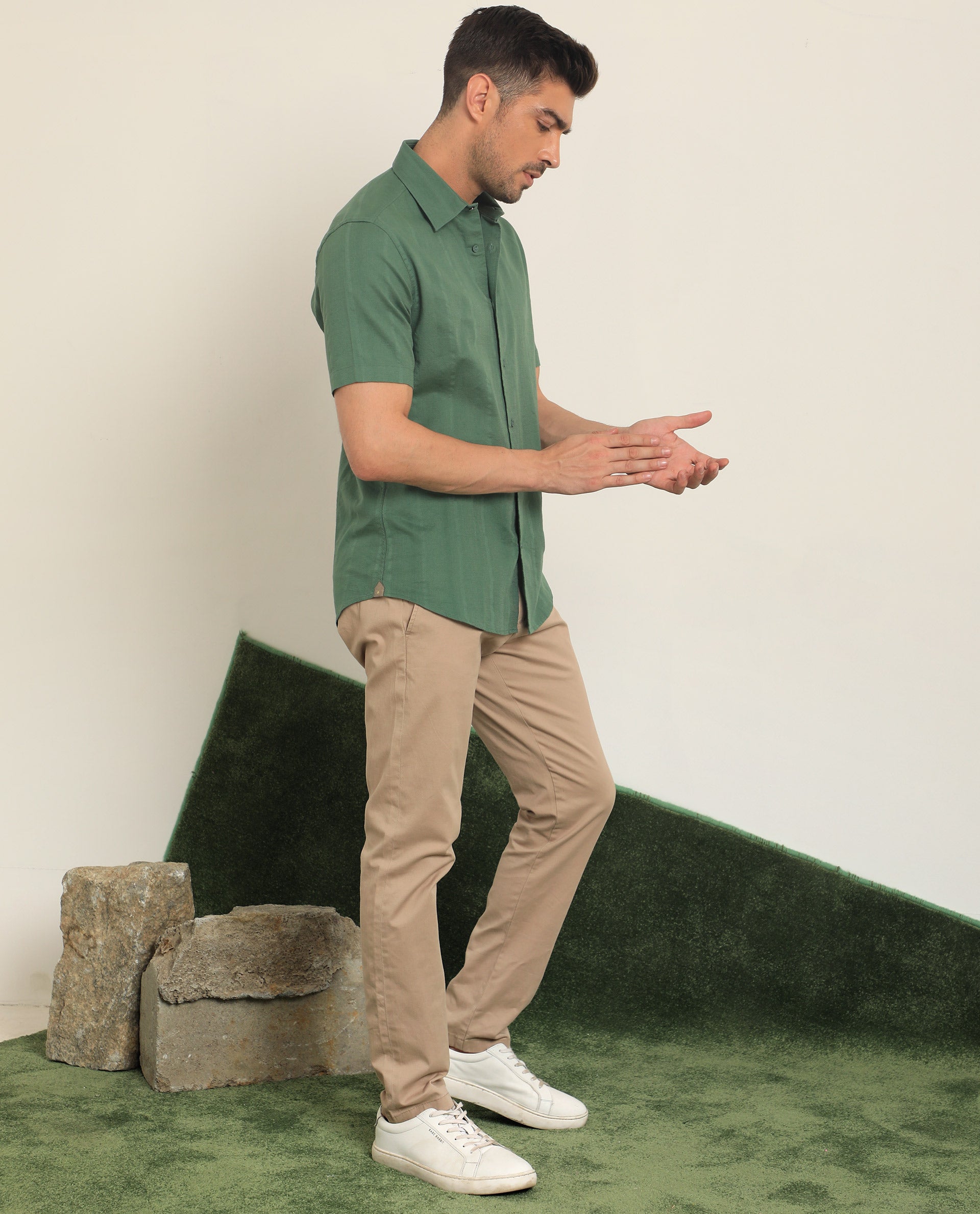 Rare Rabbit Mens Matto Green Cotton Fabric Short Sleeves Self Stripe Dobby Shirt