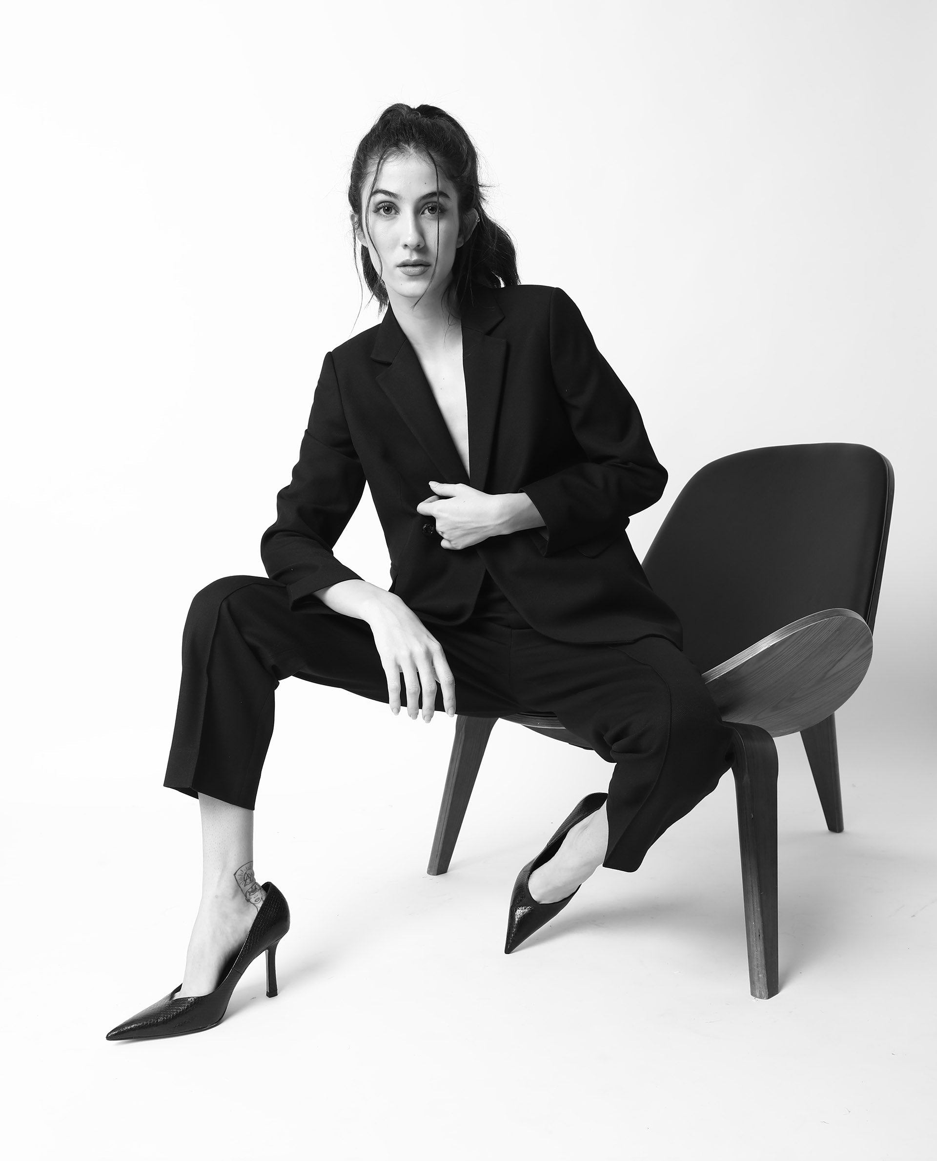 Rareism Womens Yara Black Blazer Poly Viscose Elastane Fabric Regular Fit Full Sleeve Lapel Neck