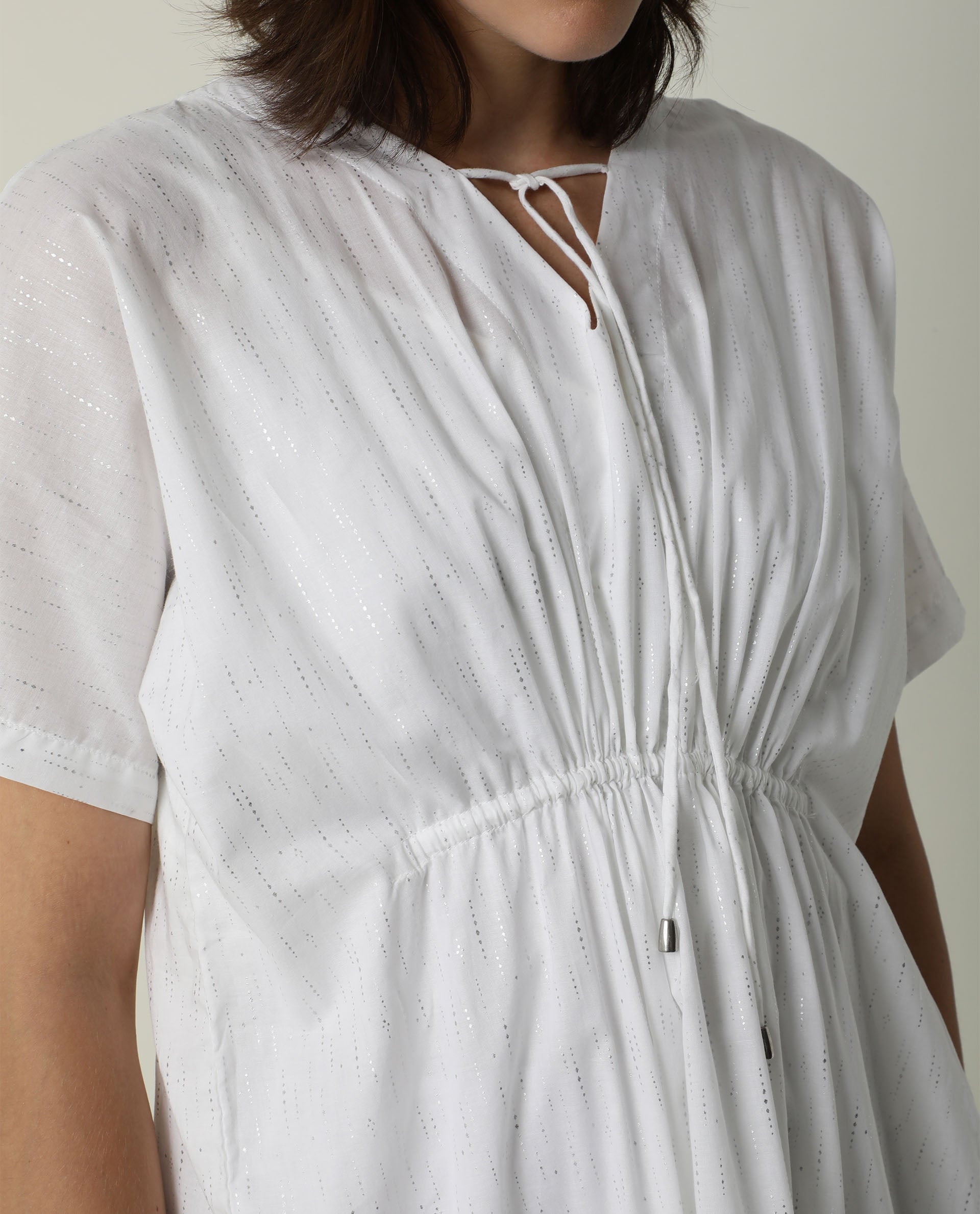 Rareism Women Shawn White V Neck Tie Up Half Sleeves Drawstring At Waist With Pockets Kaftan Knee Length Dress