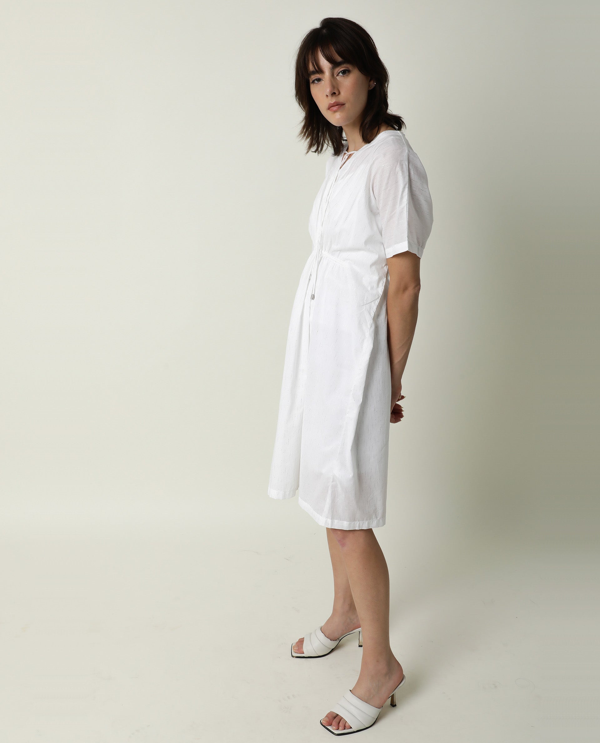 Rareism Women Shawn White V Neck Tie Up Half Sleeves Drawstring At Waist With Pockets Kaftan Knee Length Dress