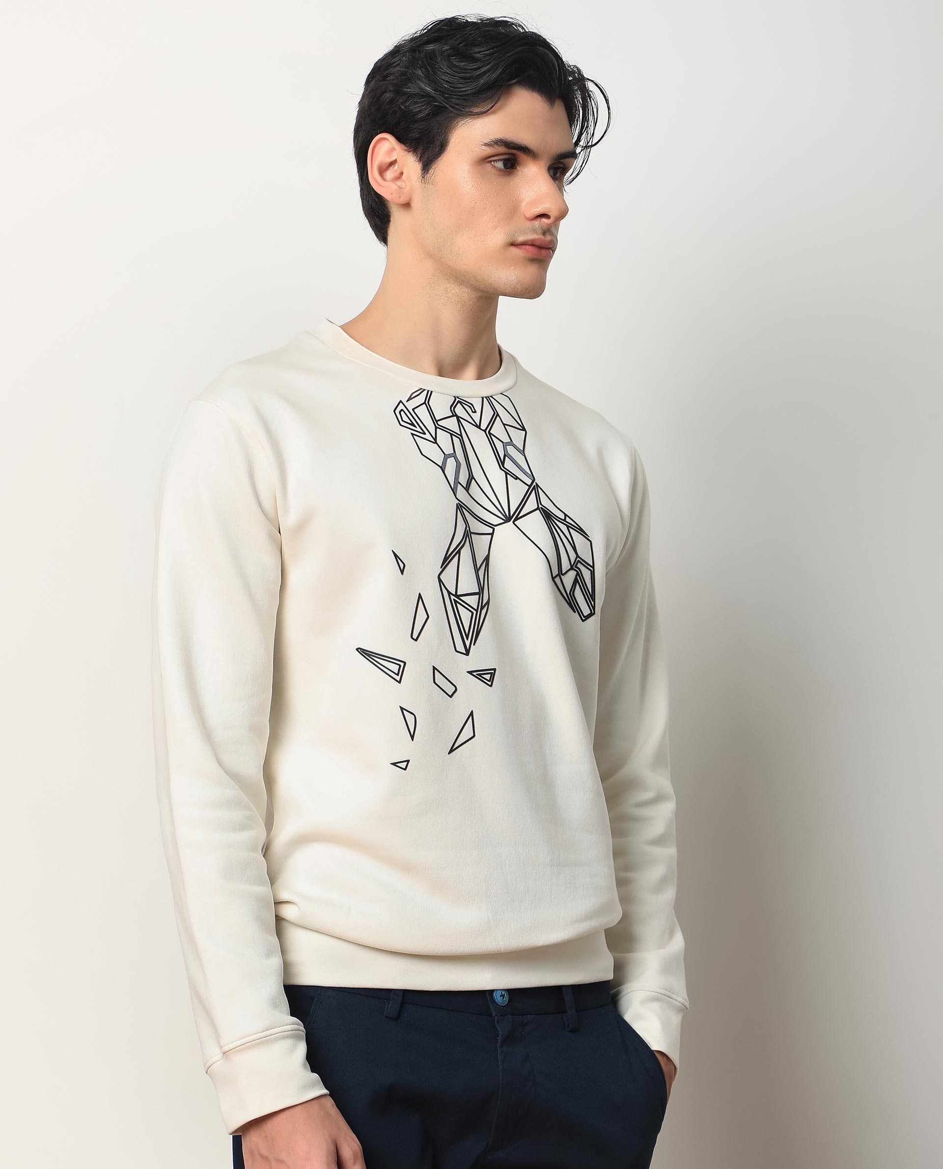 Rare Rabbit Mens Oakk Off White Full Sleeves Crew Neck Graphic Logo Print Sweatshirt