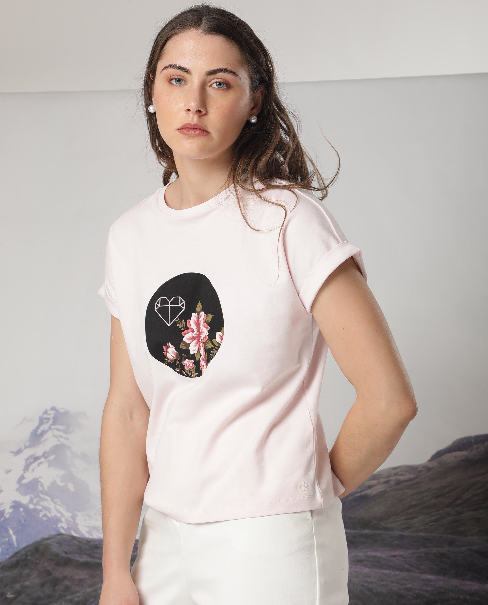 Rareism Women Vitivus Light Pink Cotton Fabric Short Sleeves Crew Neck Regular Fit Graphic Print T-Shirt