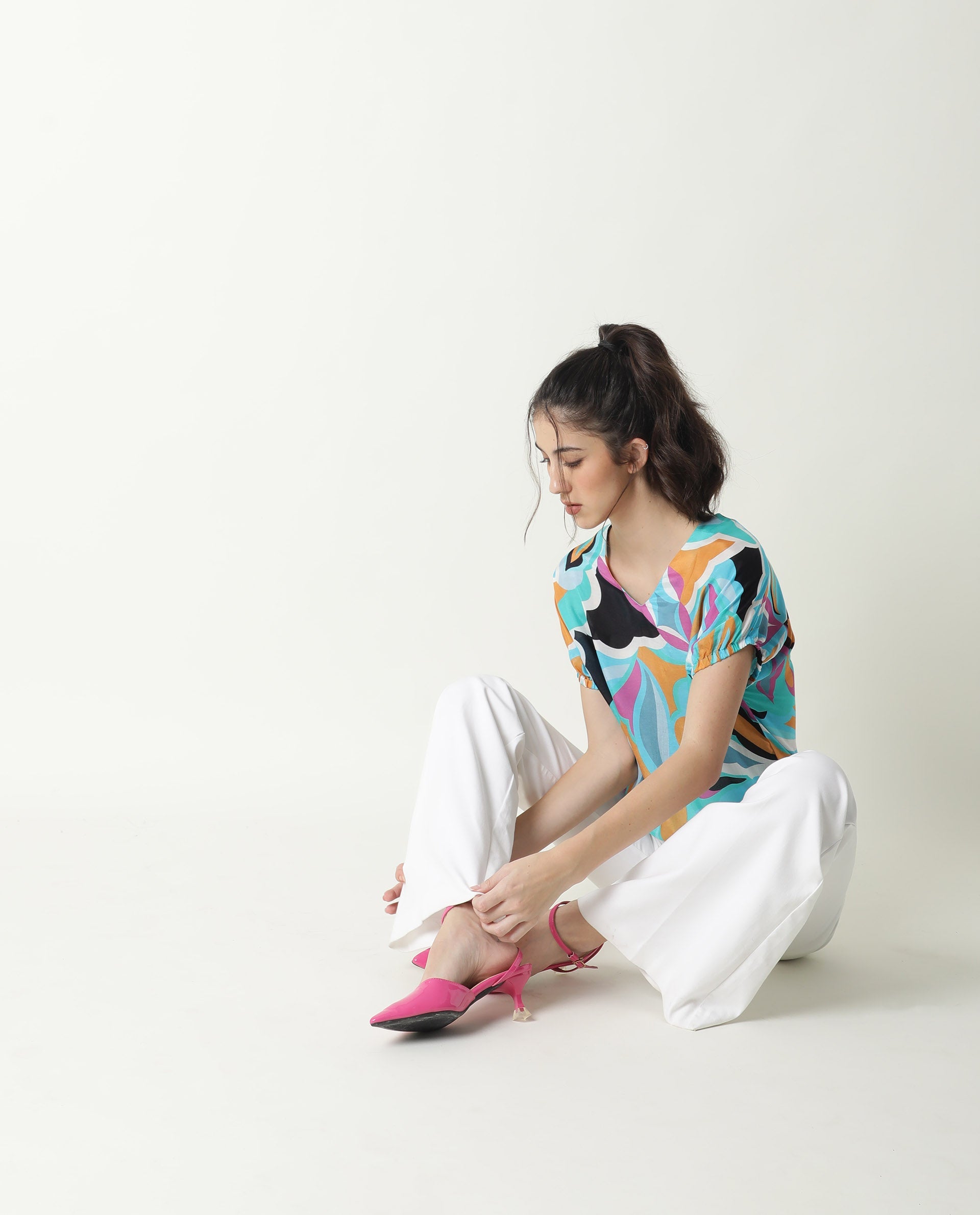 Rareism Women Maverick Multi Cotton Silk Fabric Relaxed Fit V-Neck Half Sleeves Abstract Print Top