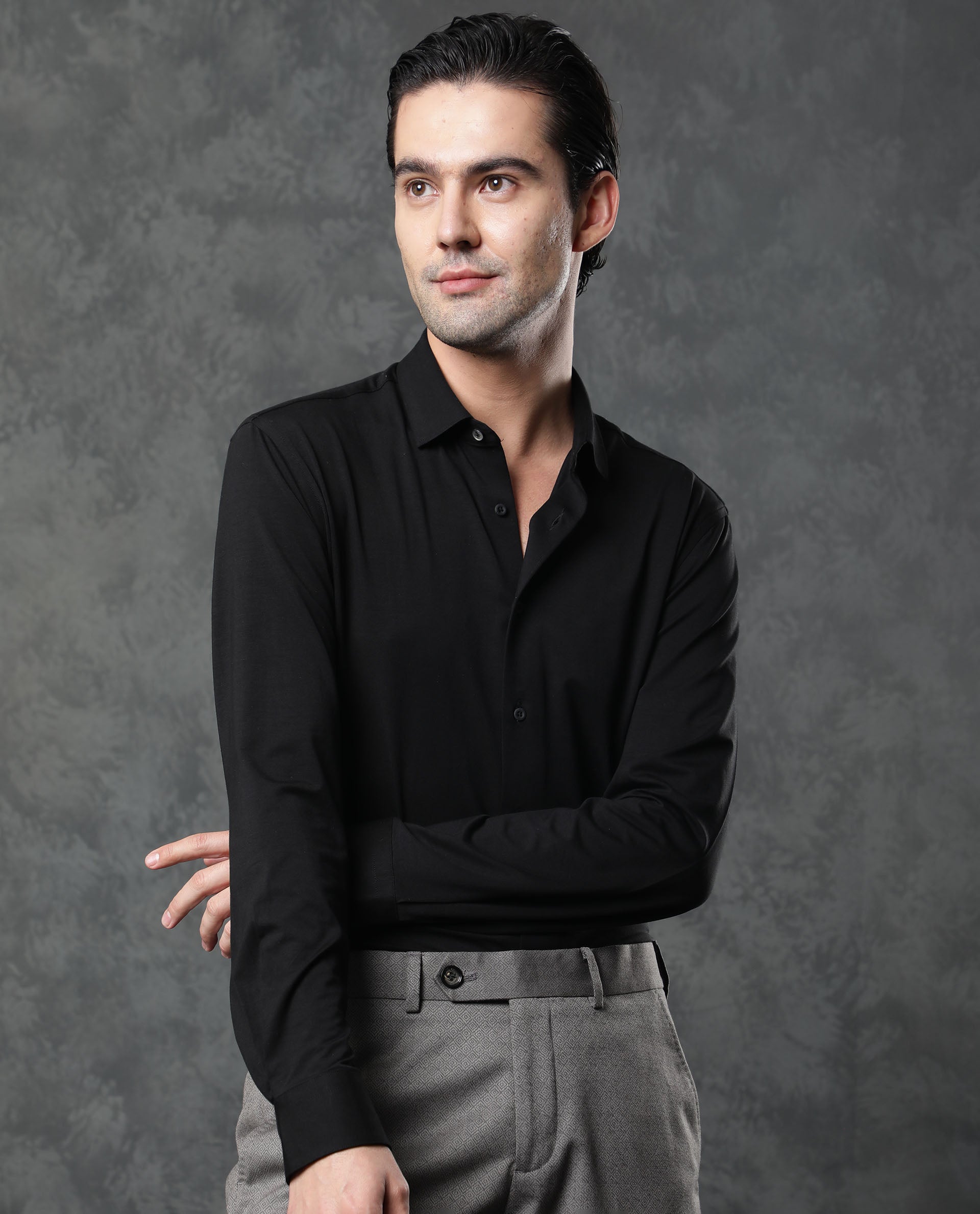 Rare Rabbit Men's Zaco Black Cotton Fabric Full Sleeves Regular Fit Solid Shirt