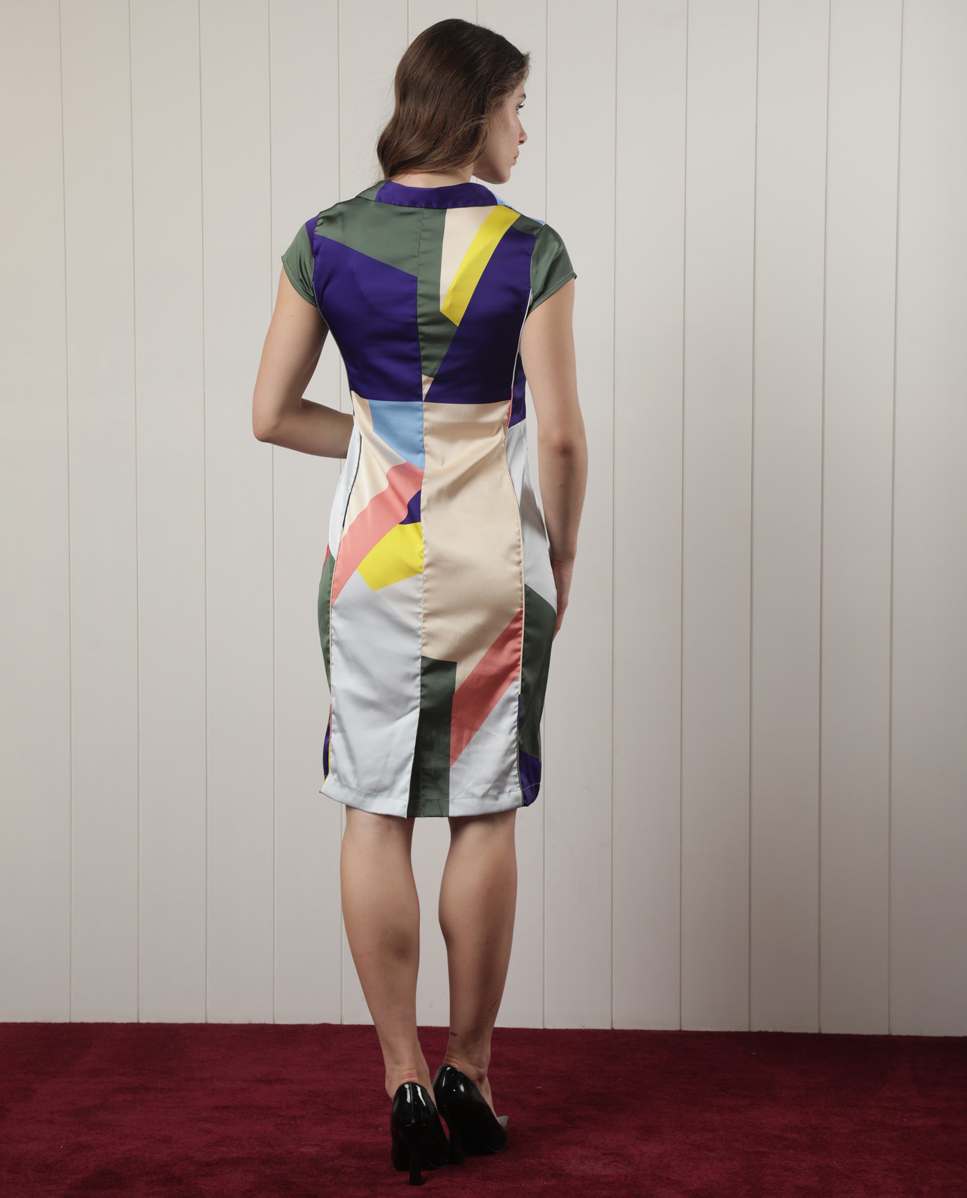 Rareism Women Brave Multi Polyester Fabric Short Sleeves V-Neck Regular Fit Geometric Print Knee Length Boxy Dress