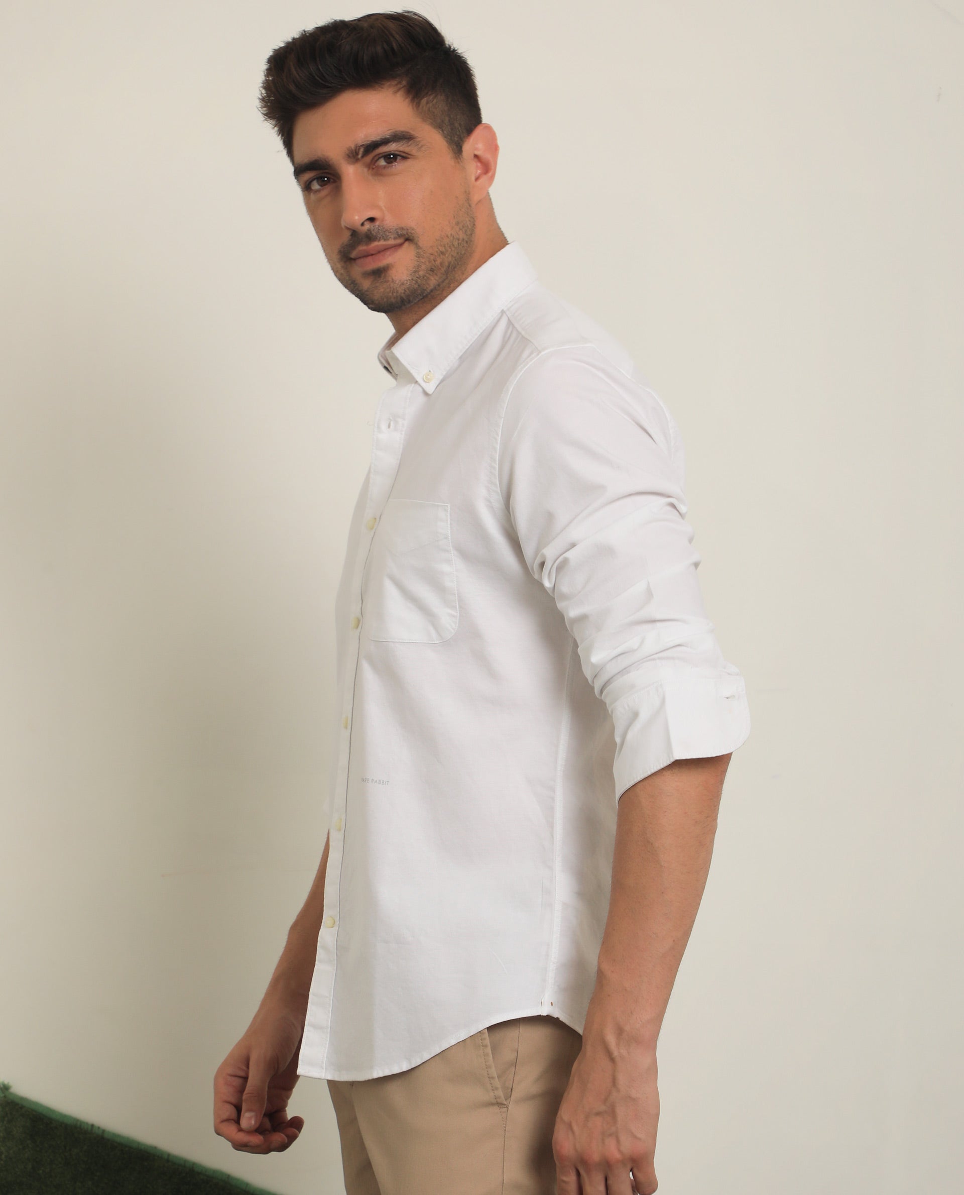 Rare Rabbit Men's Auxfo White Cotton Fabric Full Sleeves Solid Shirt