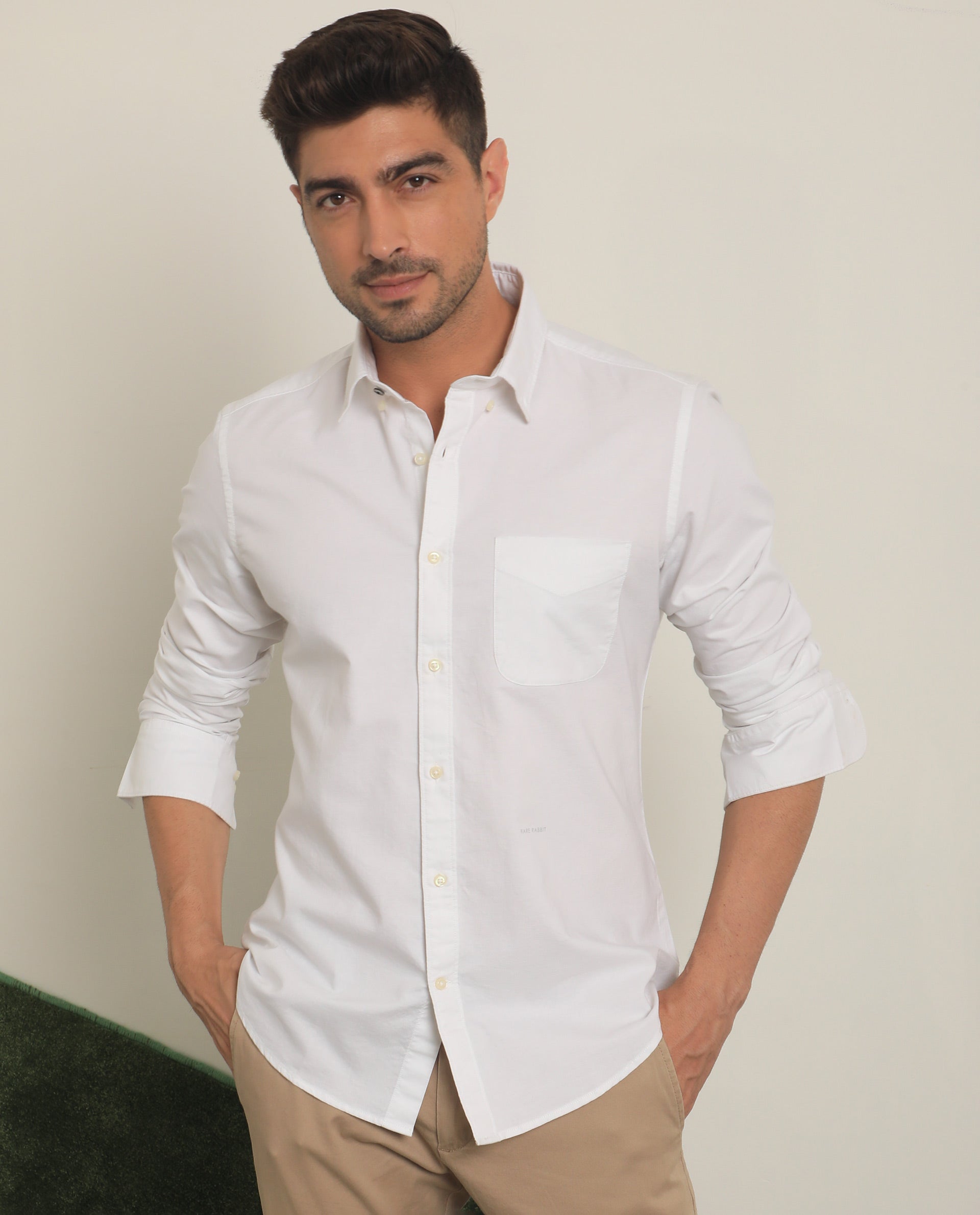 Rare Rabbit Men's Auxfo White Cotton Fabric Full Sleeves Solid Shirt