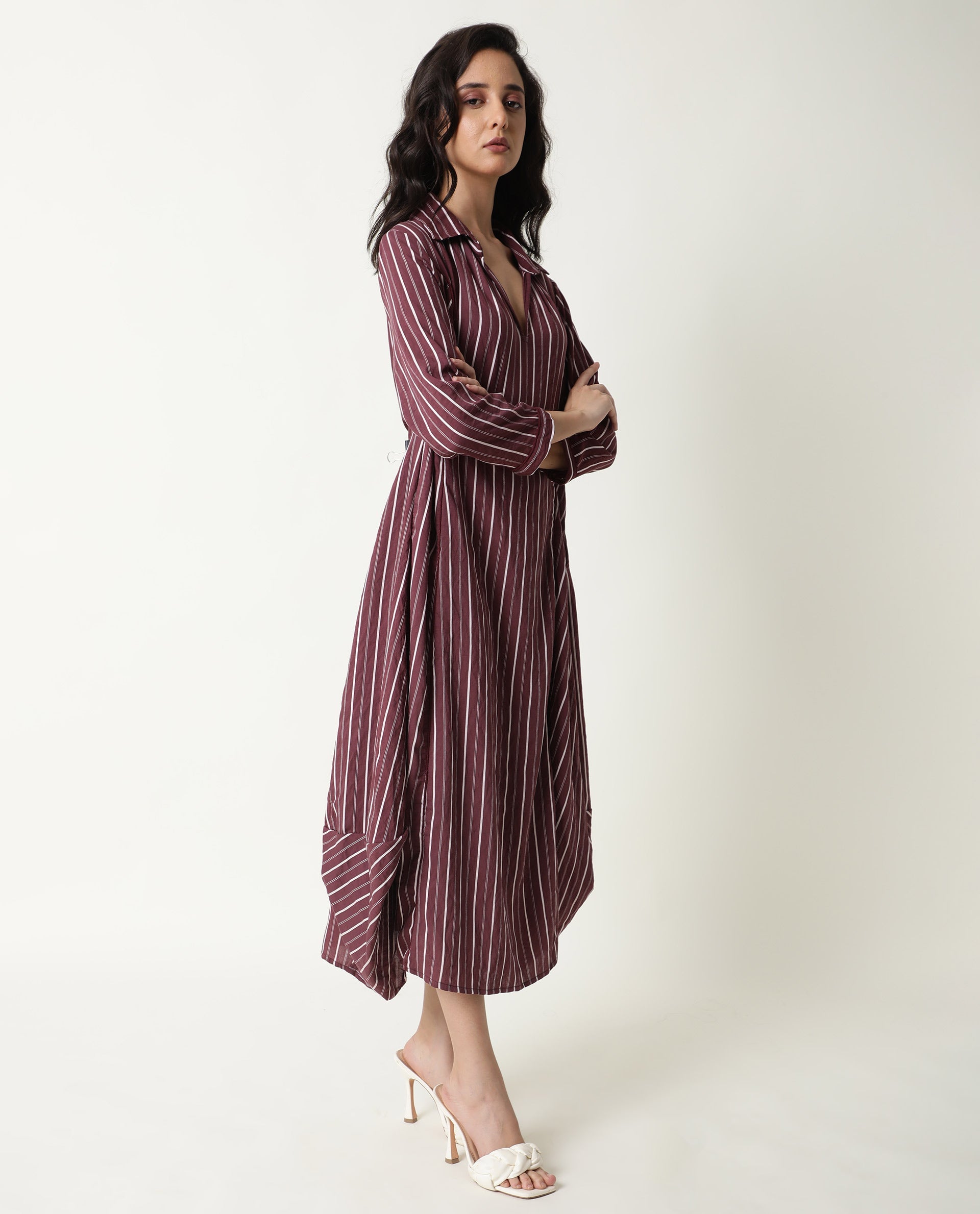 Rareism Women Wakanda Maroon Striped Shirt Collar 3/4 Sleeves With Pockets Midi Dress