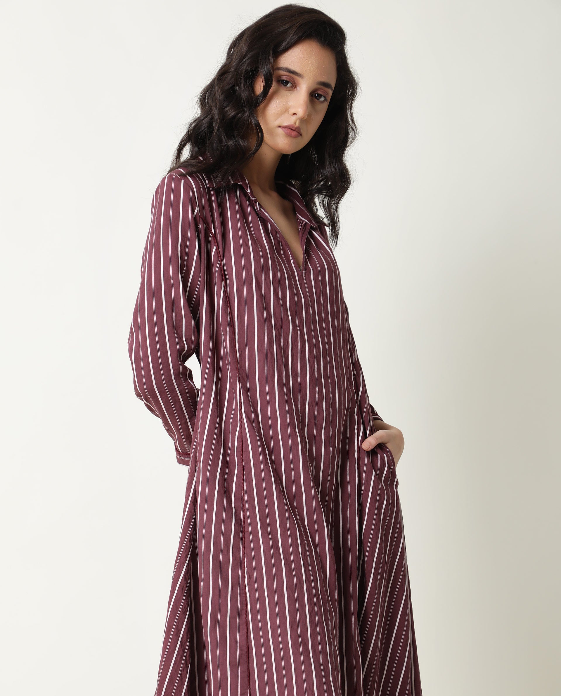 Rareism Women Wakanda Maroon Striped Shirt Collar 3/4 Sleeves With Pockets Midi Dress
