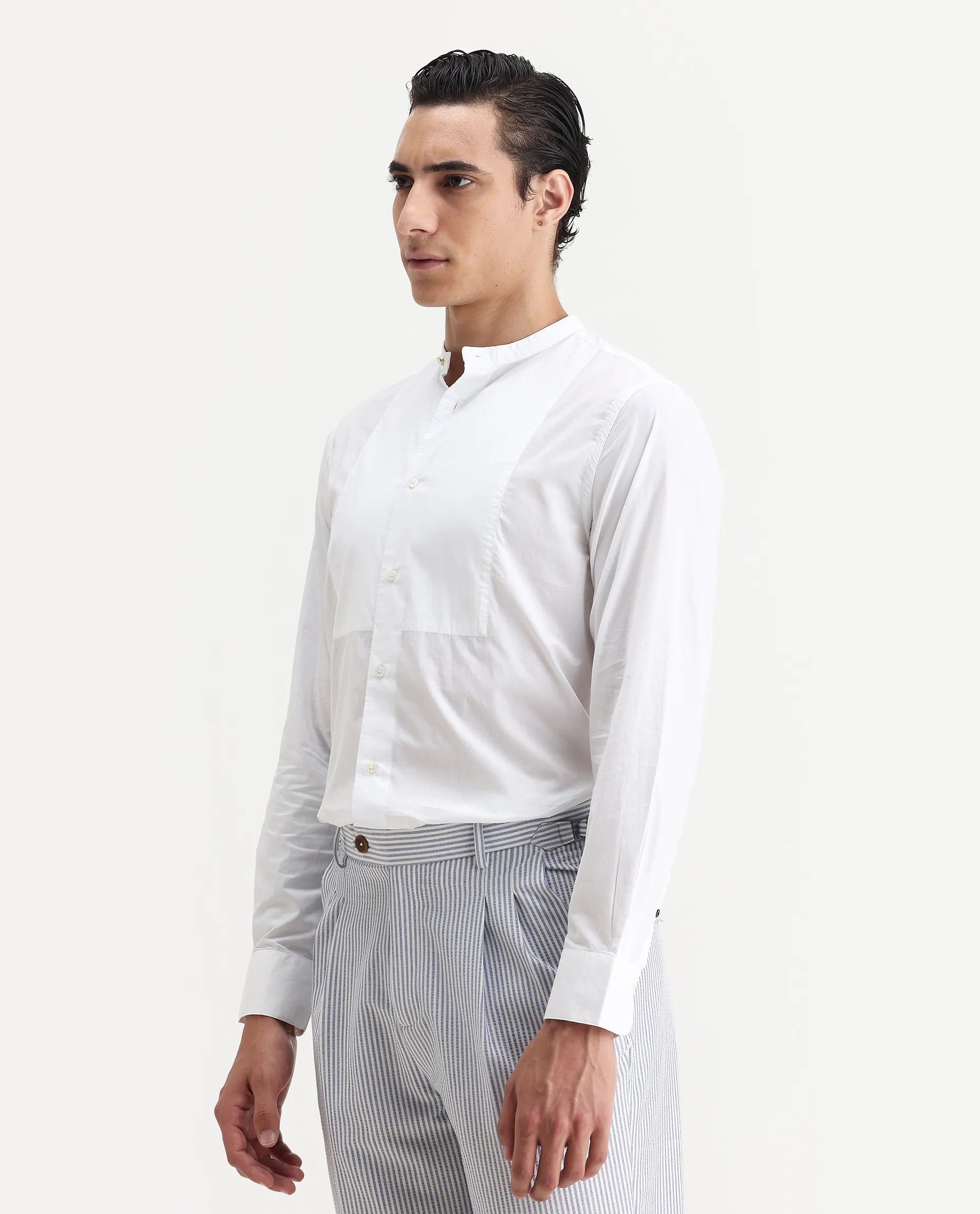 Rare Rabbit Men's Into White Cotton Plain Regular Fit Full Sleeve Mandarin Collar Shirt