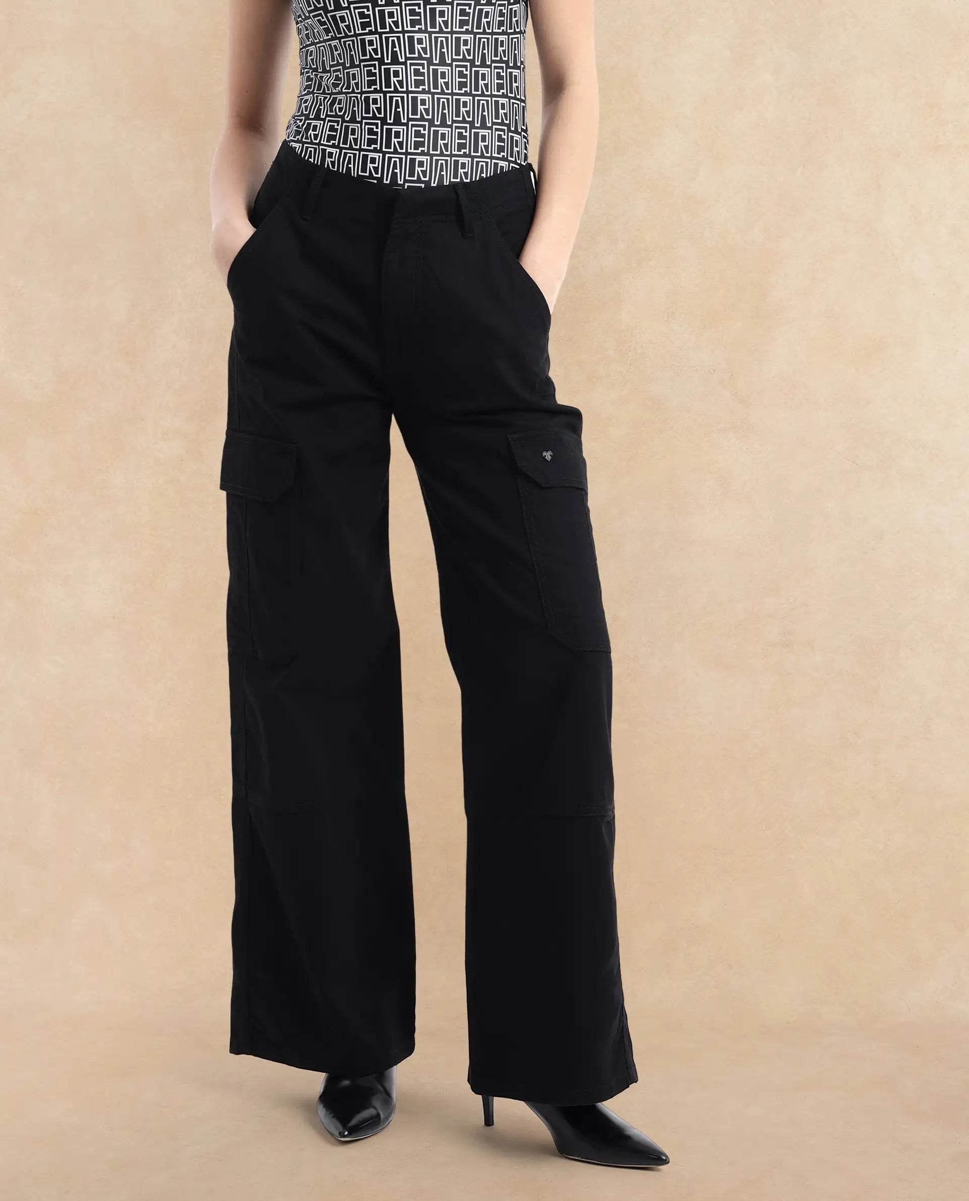 Rareism Women Itsiz-SC Black Wide Ankle Length Broad Stripes Cargo Trouser