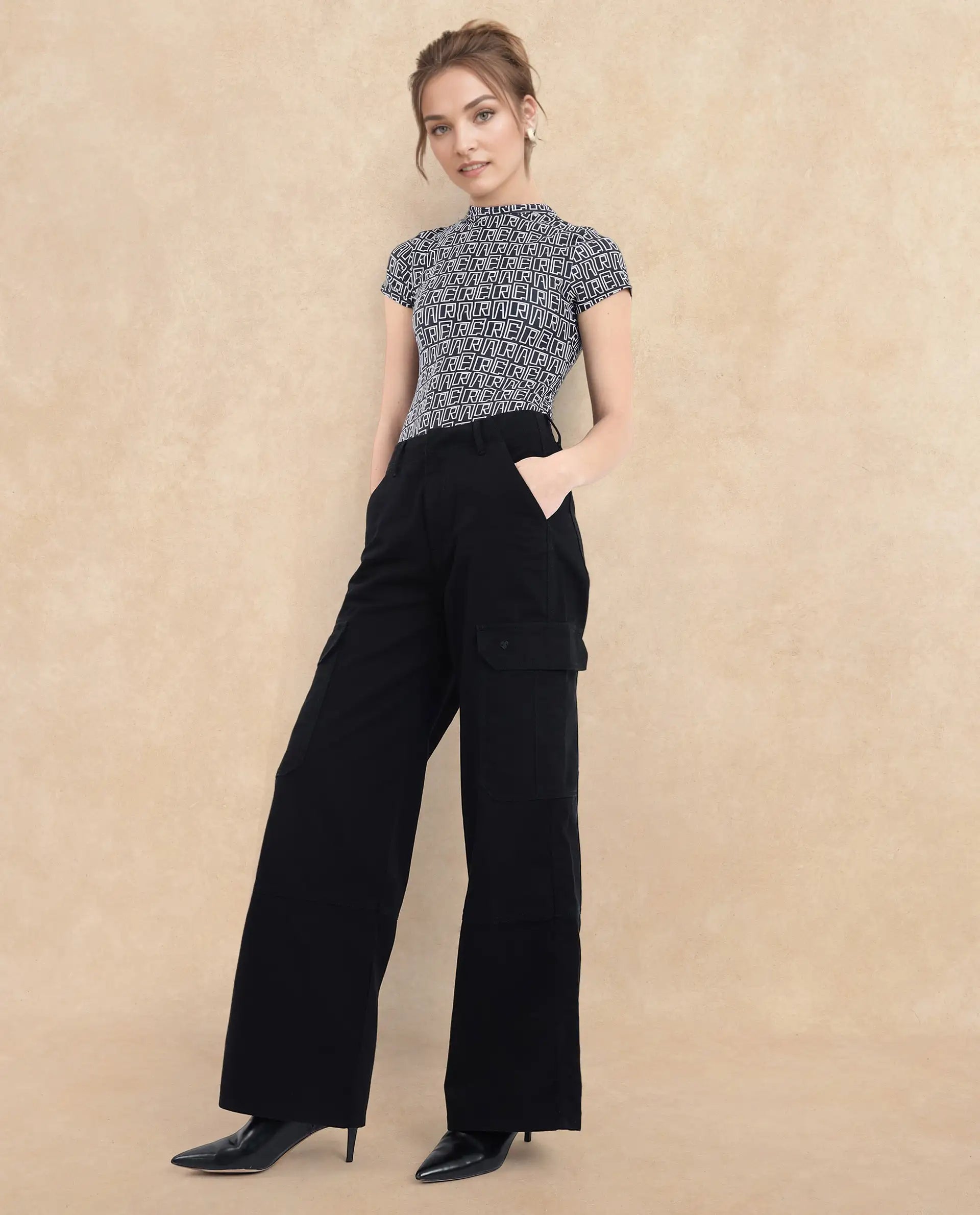 Rareism Women Itsiz-SC Black Wide Ankle Length Broad Stripes Cargo Trouser