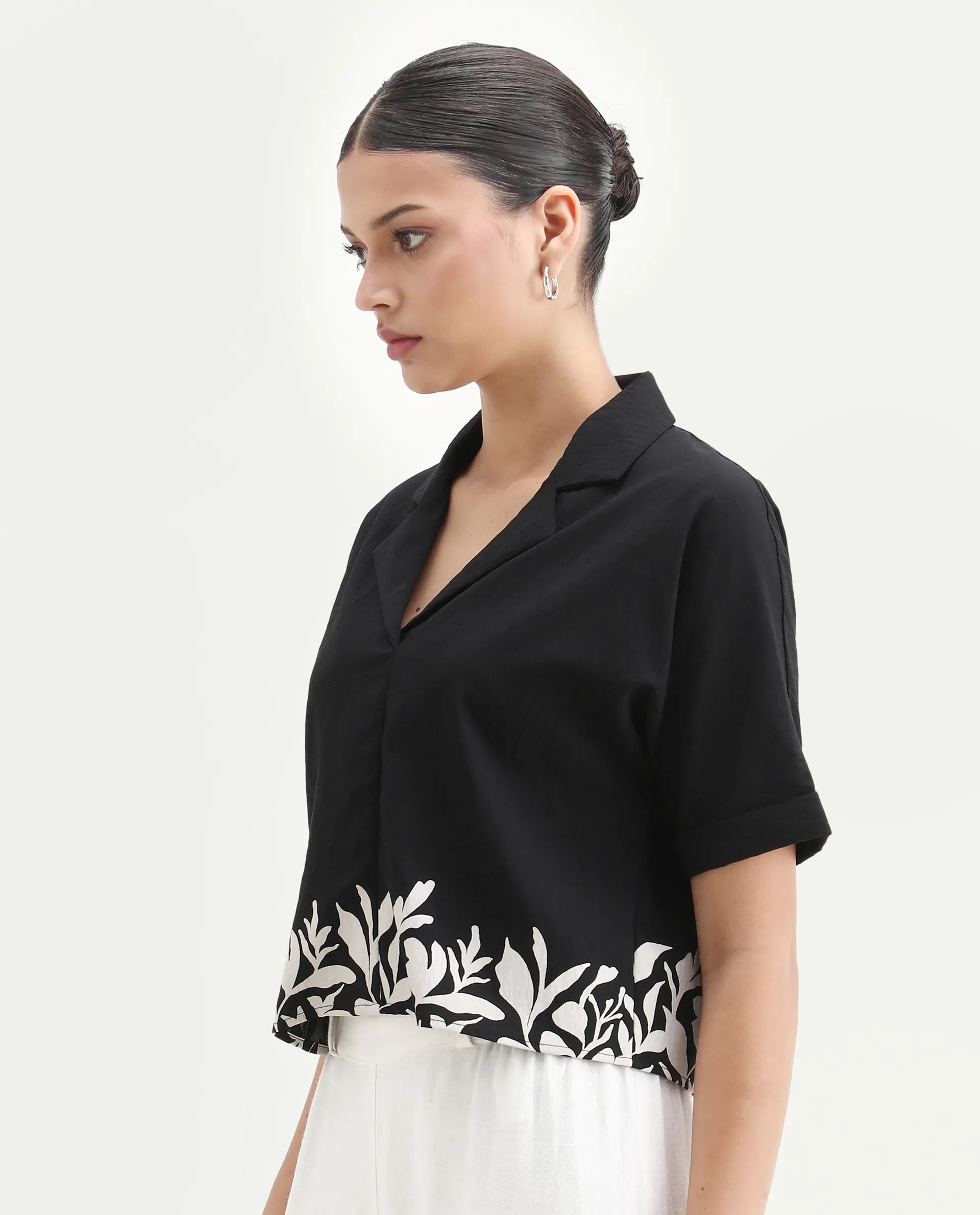 Rareism Women's Janhemo Black Viscose Blend Lapel Neck Floral Print Crop Boxy Fit Top