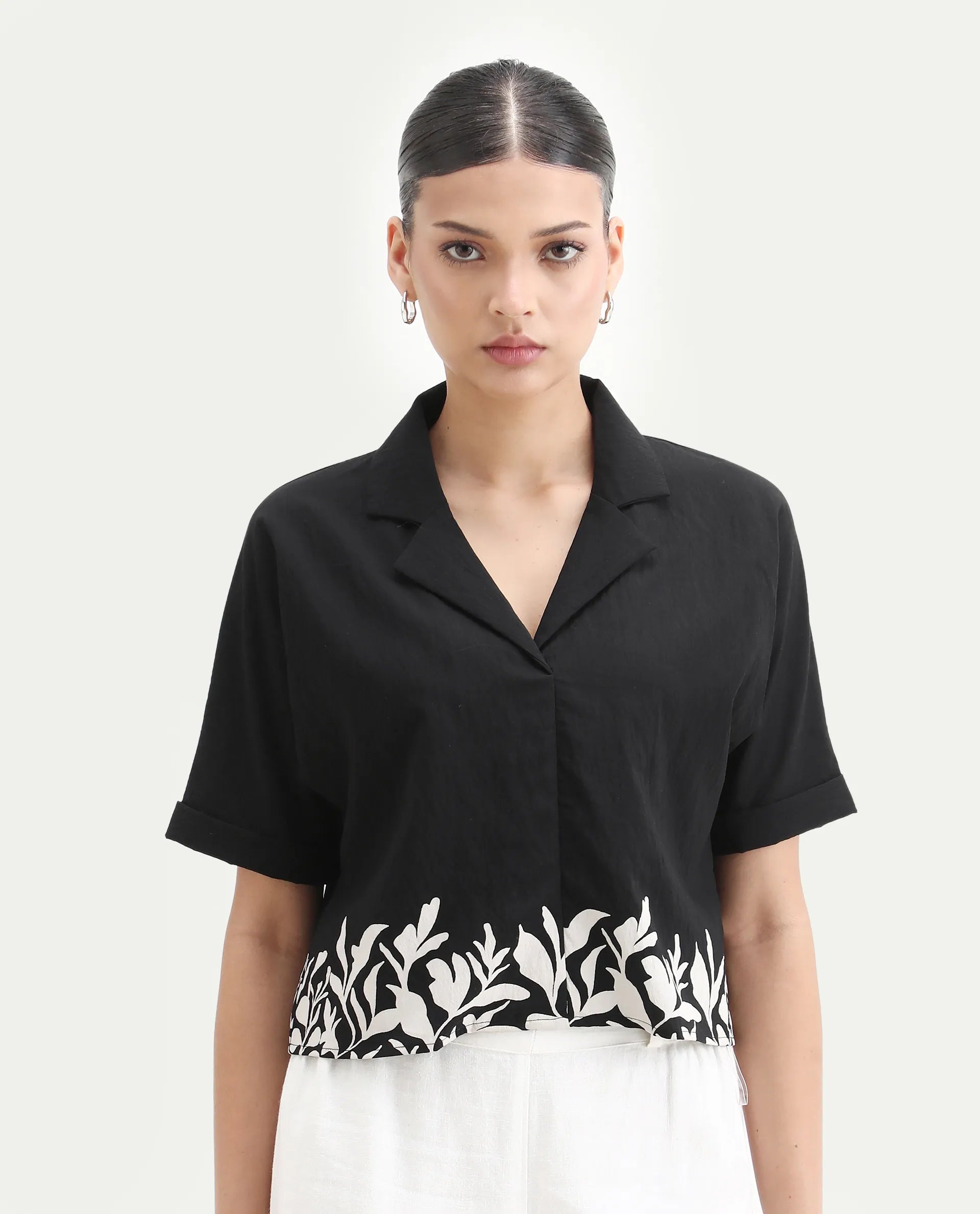 Rareism Women's Janhemo Black Viscose Blend Lapel Neck Floral Print Crop Boxy Fit Top