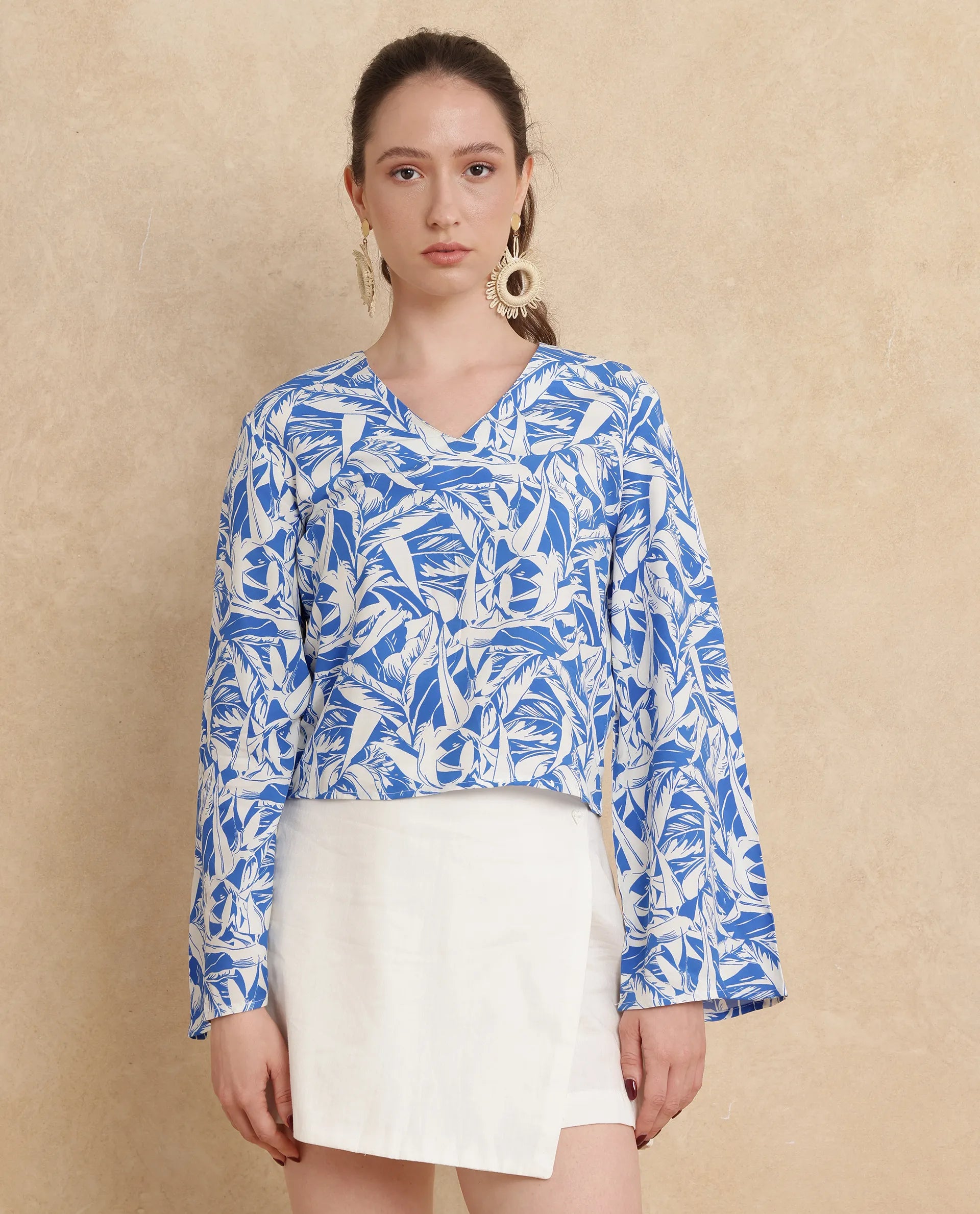 Rareism Women Jankem Light Blue Viscose Fabric Bell Seeves Regular Fit Cropped Abstract Print Top